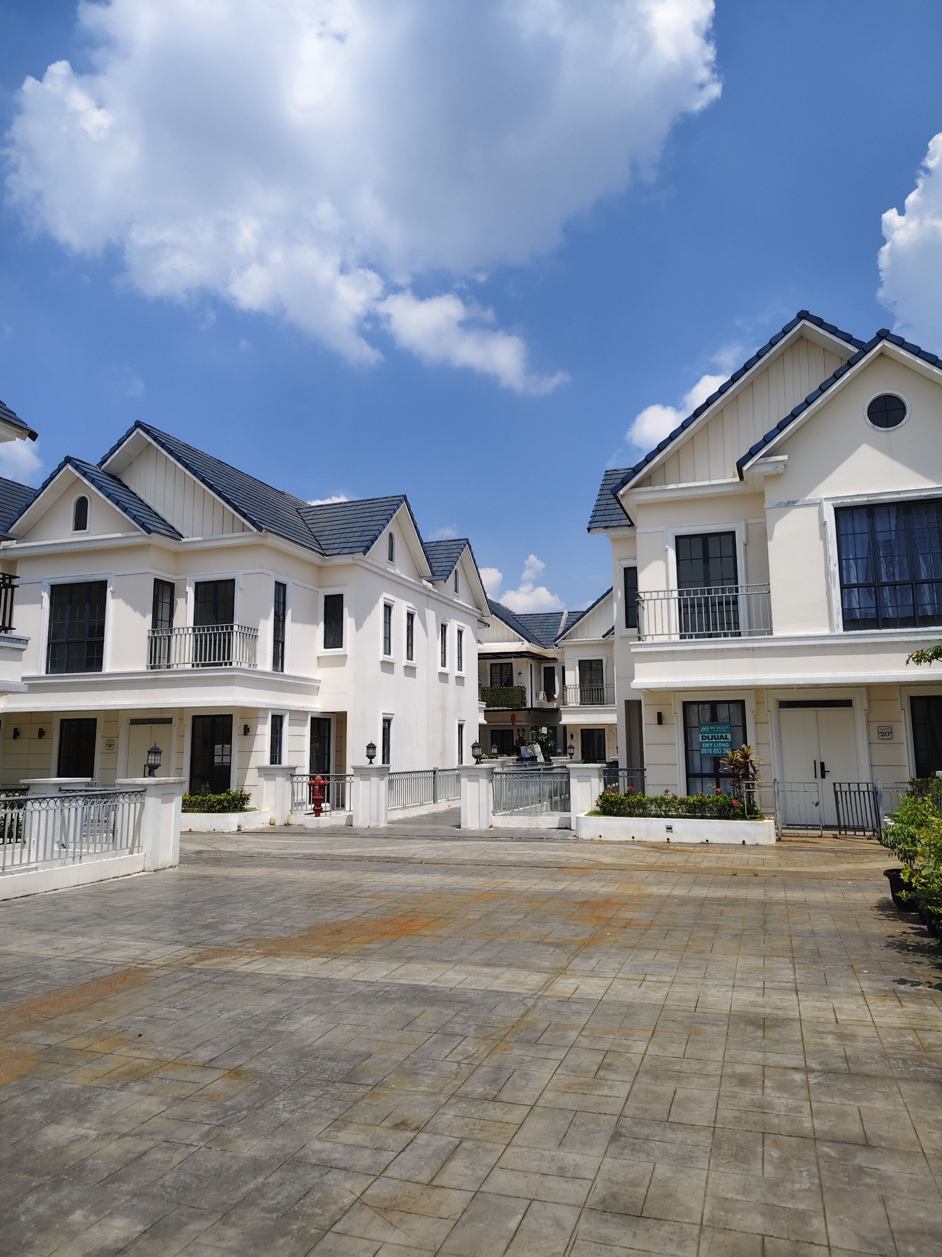 Rumah Dijual di Tangerang, foto 1 dari 9