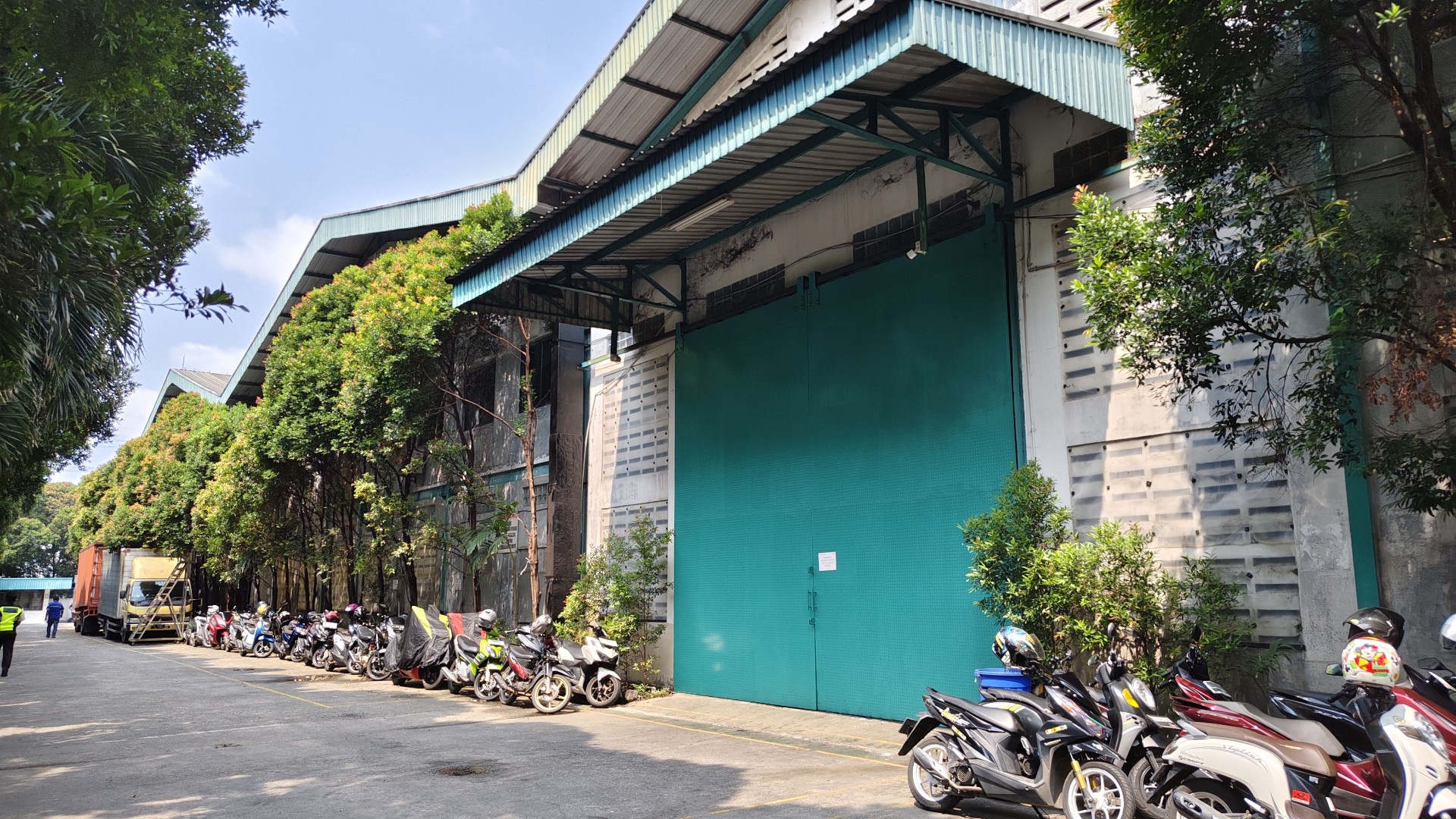 Gudang Dijual di Tangerang, foto 1 dari 10