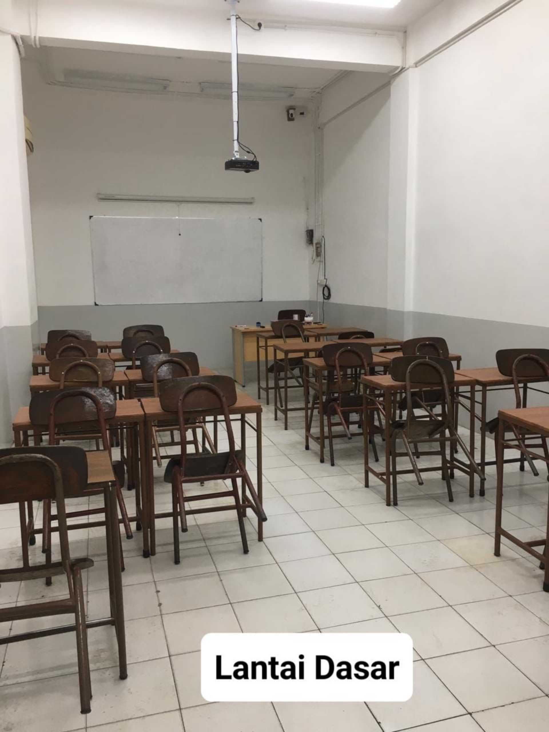 Ruko Dijual di Jakarta Pusat, foto 1 dari 8