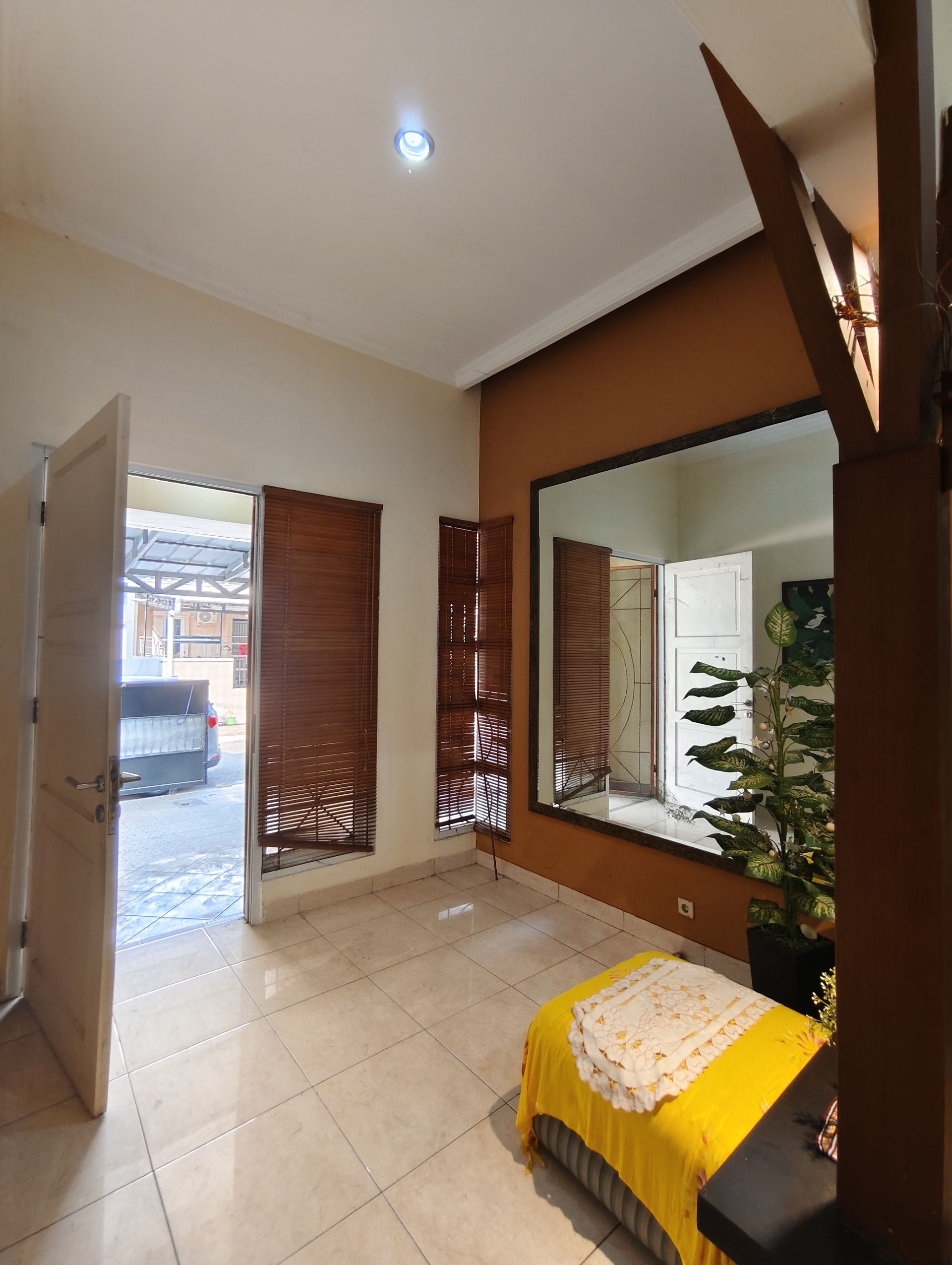 Rumah Dijual di Tangerang, foto 1 dari 10