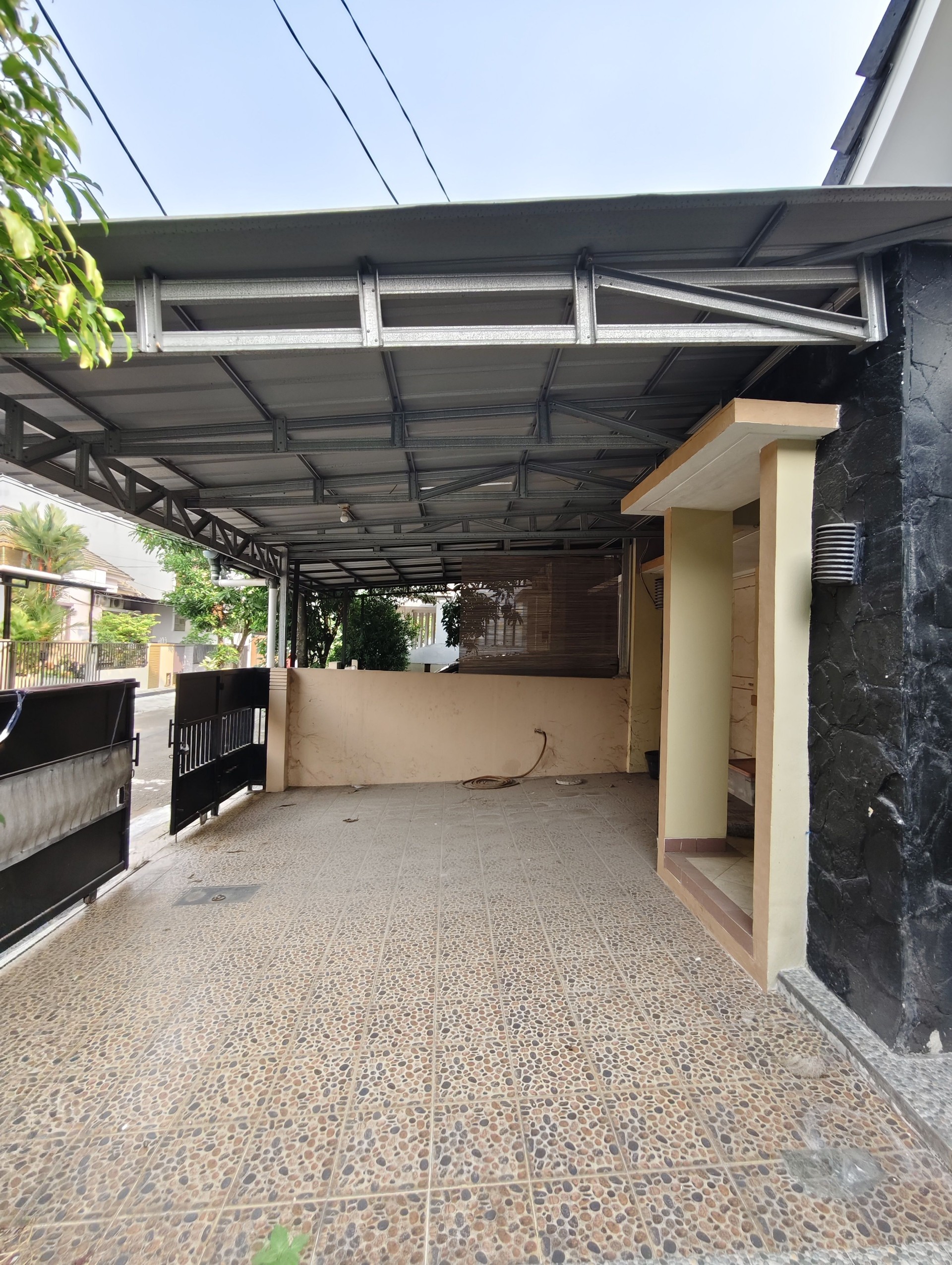 Rumah Dijual di Tangerang, foto 1 dari 10
