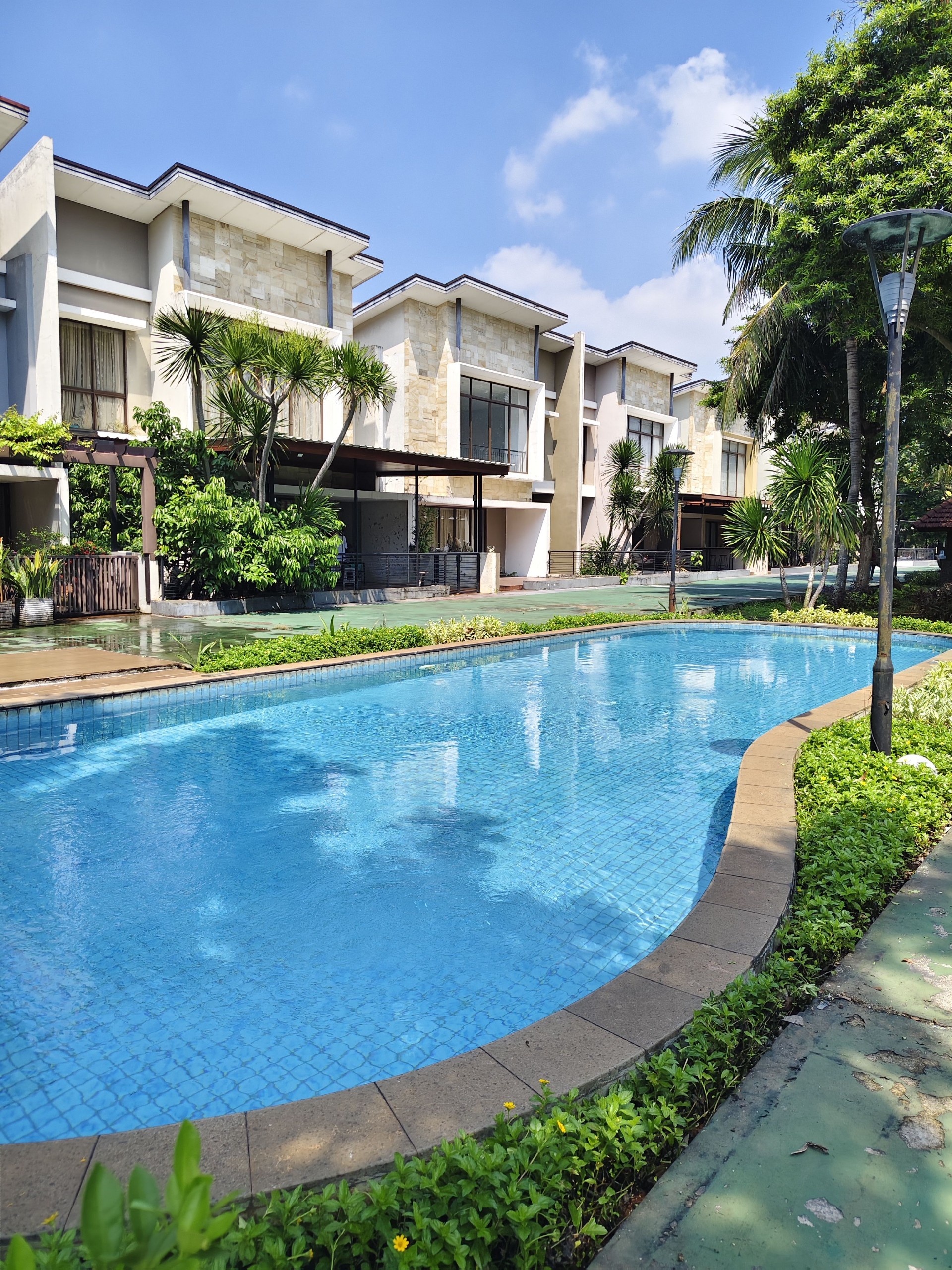 Rumah Dijual di Tangerang, foto 1 dari 5