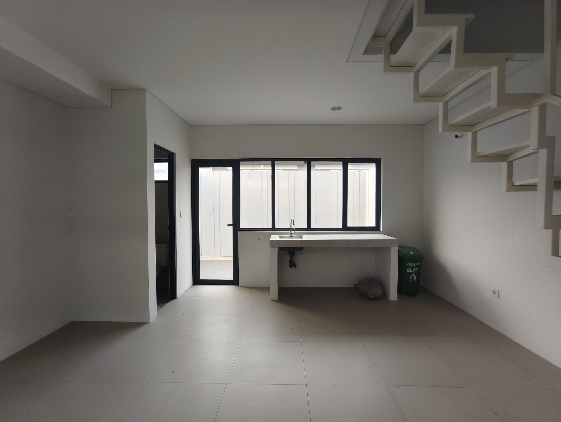 Rumah Dijual di Tangerang, foto 1 dari 4