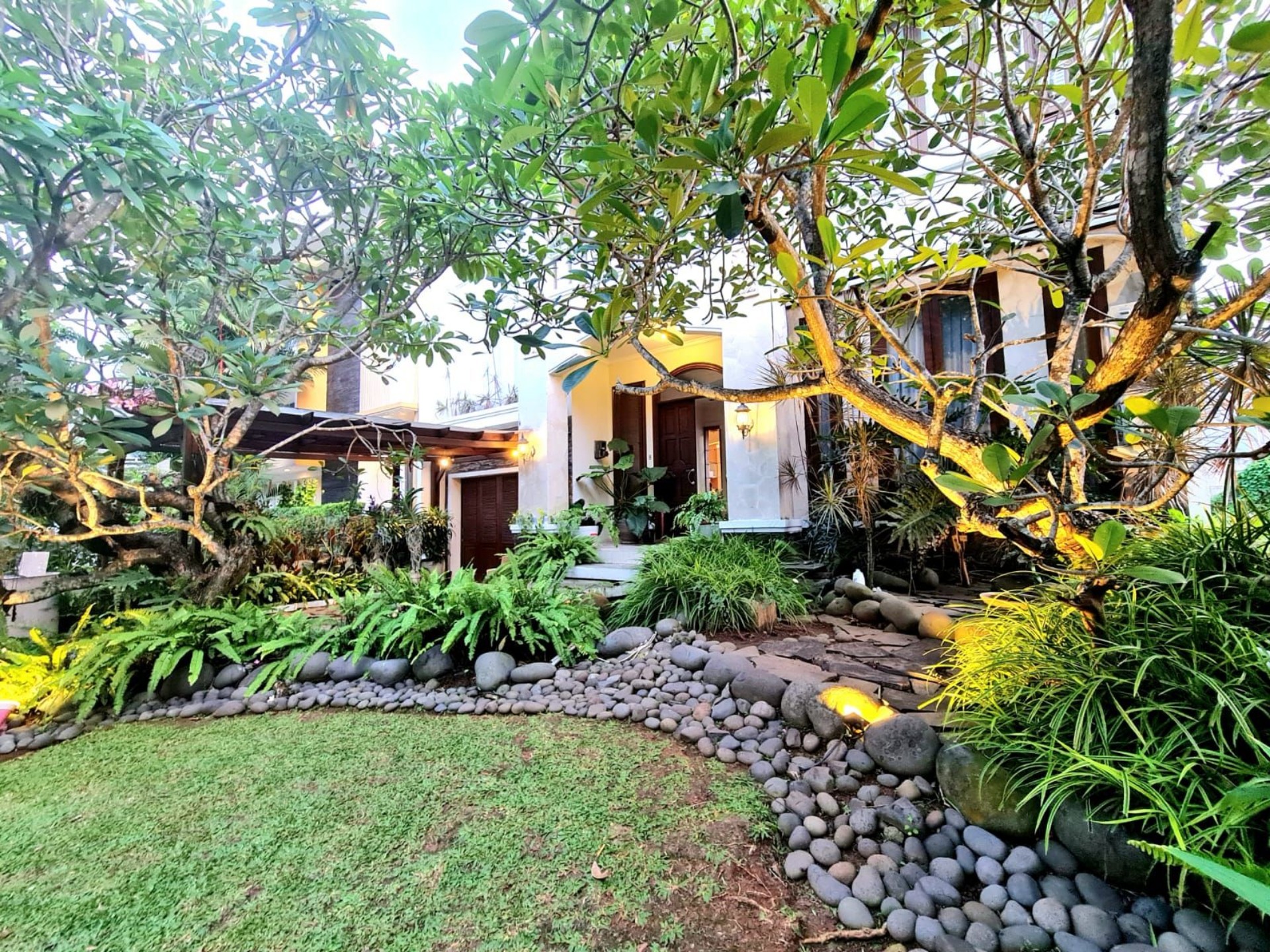 Rumah Dijual di Tangerang, foto 1 dari 10