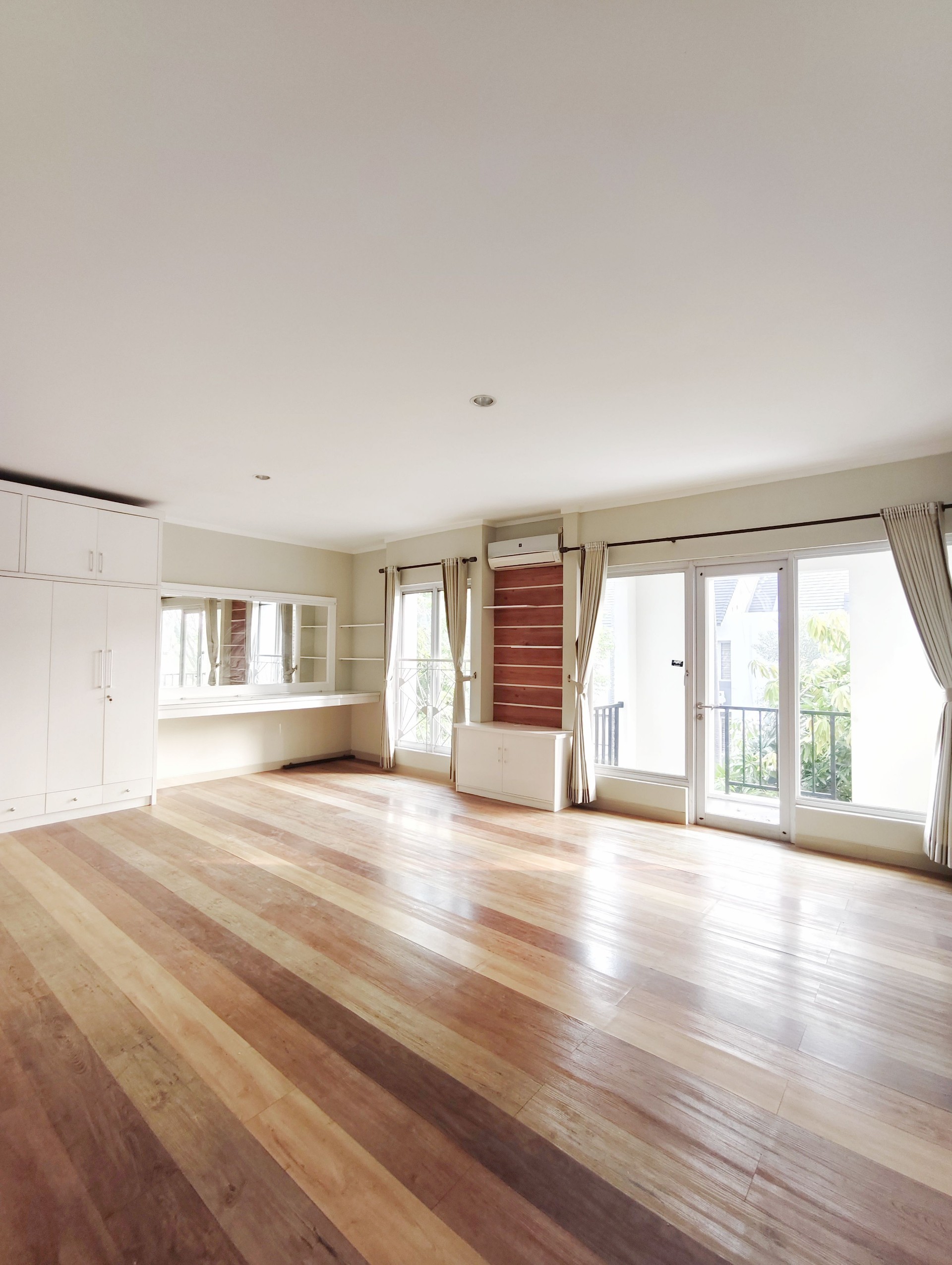 Rumah Dijual di Tangerang, foto 1 dari 10