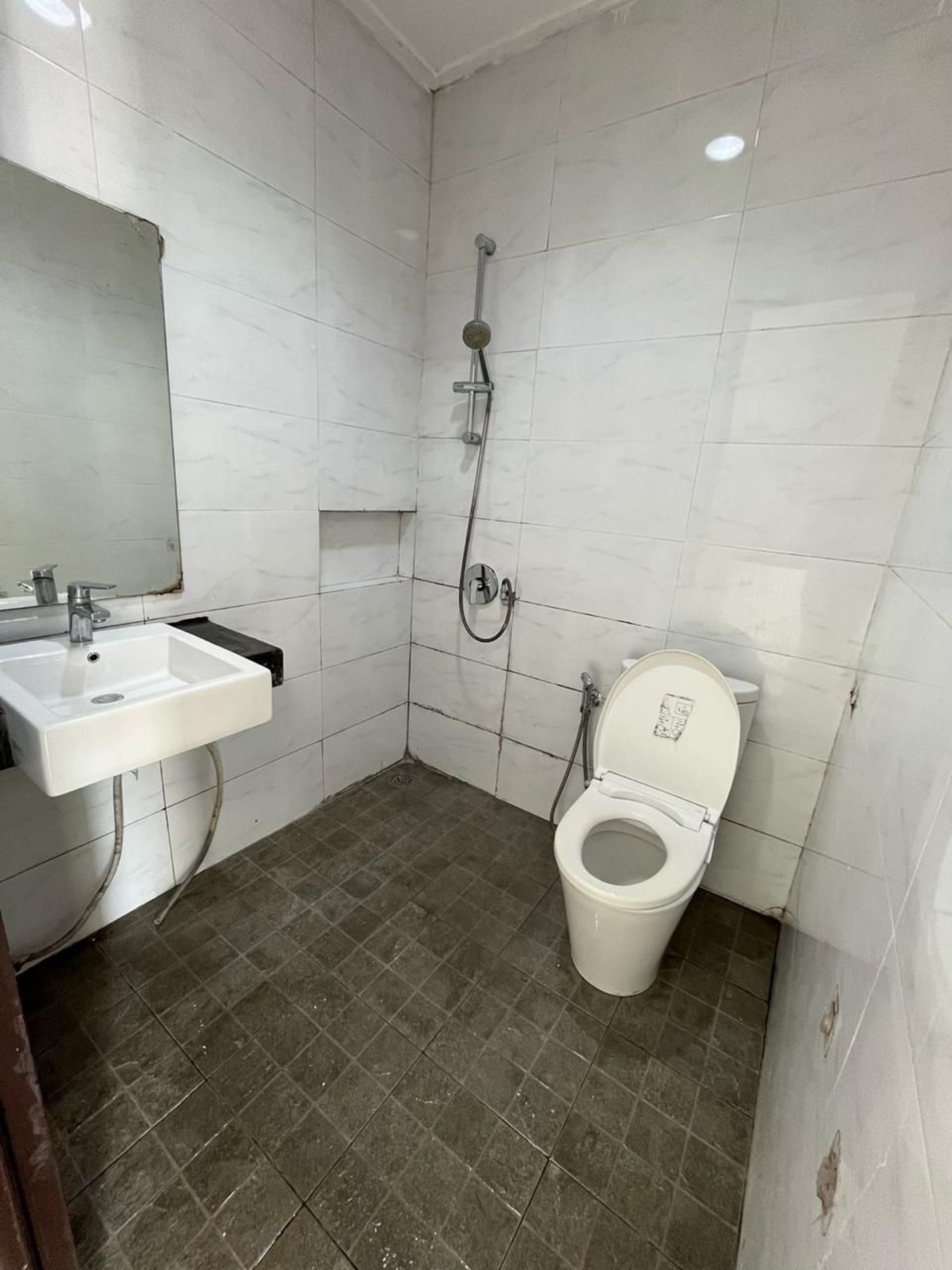 Rumah Disewa di Tangerang, foto 6 dari 7