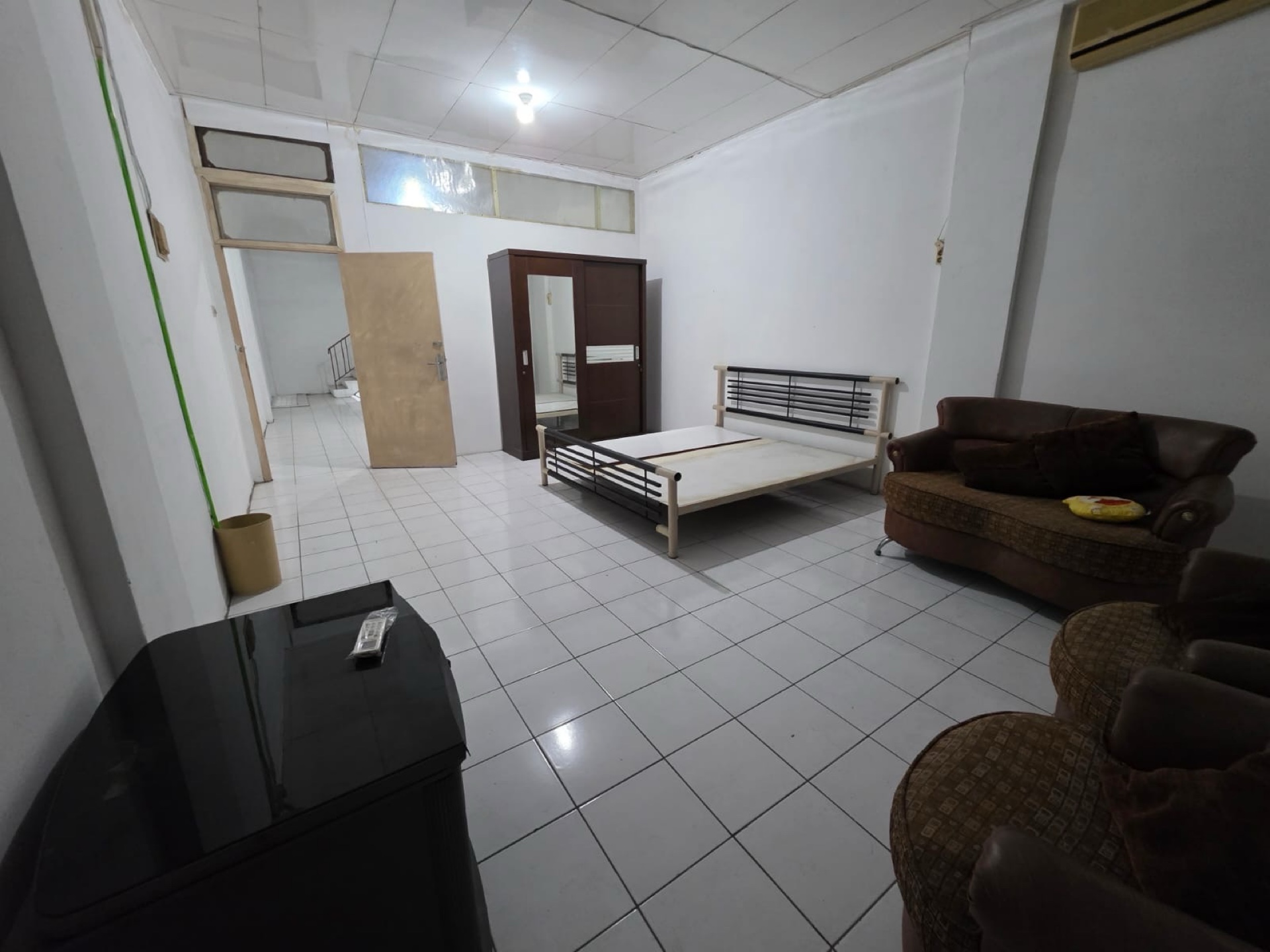 Rumah Disewa di Jakarta Pusat, foto 1 dari 10