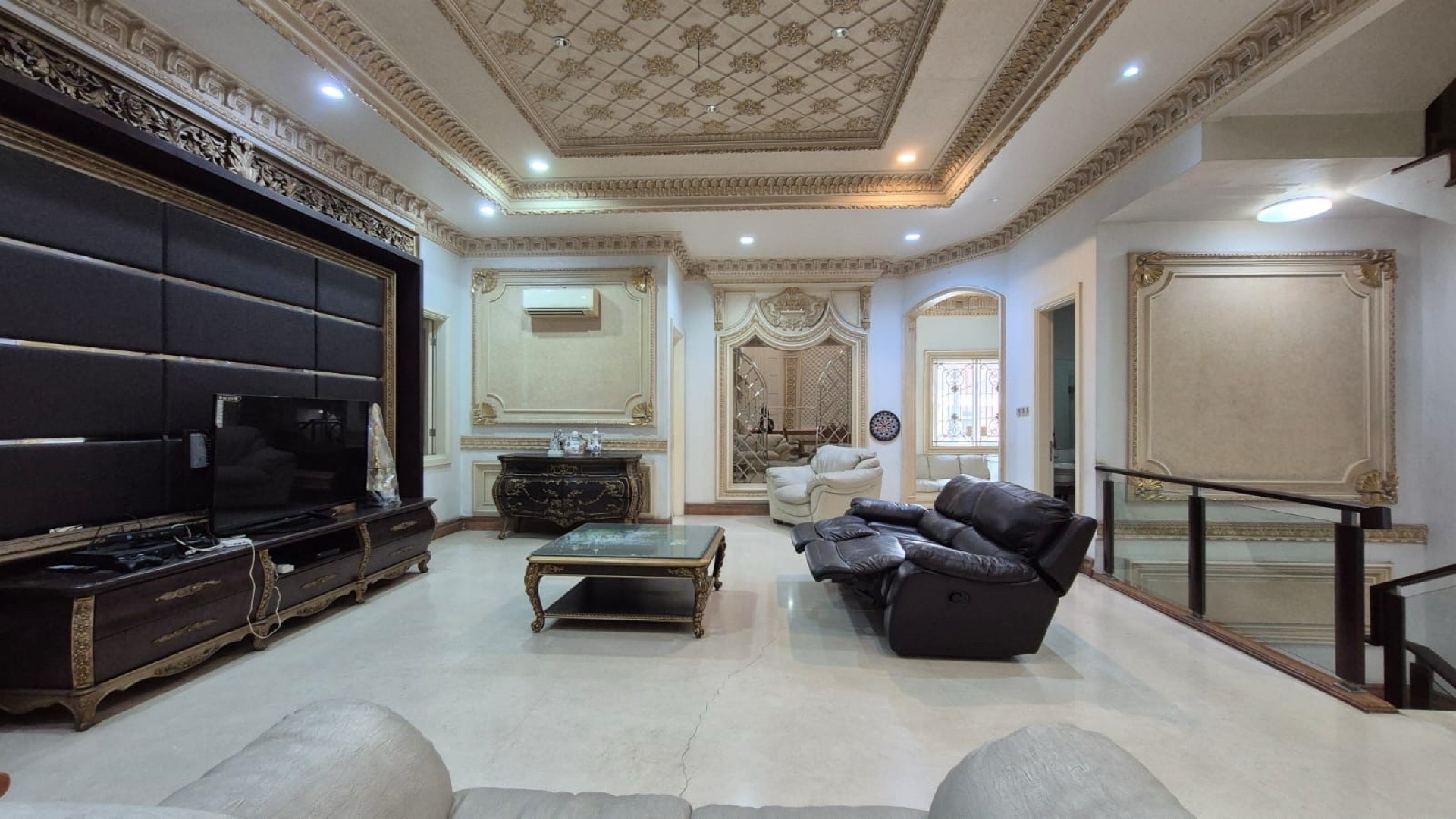 Rumah Dijual di Jakarta Barat, foto 1 dari 10