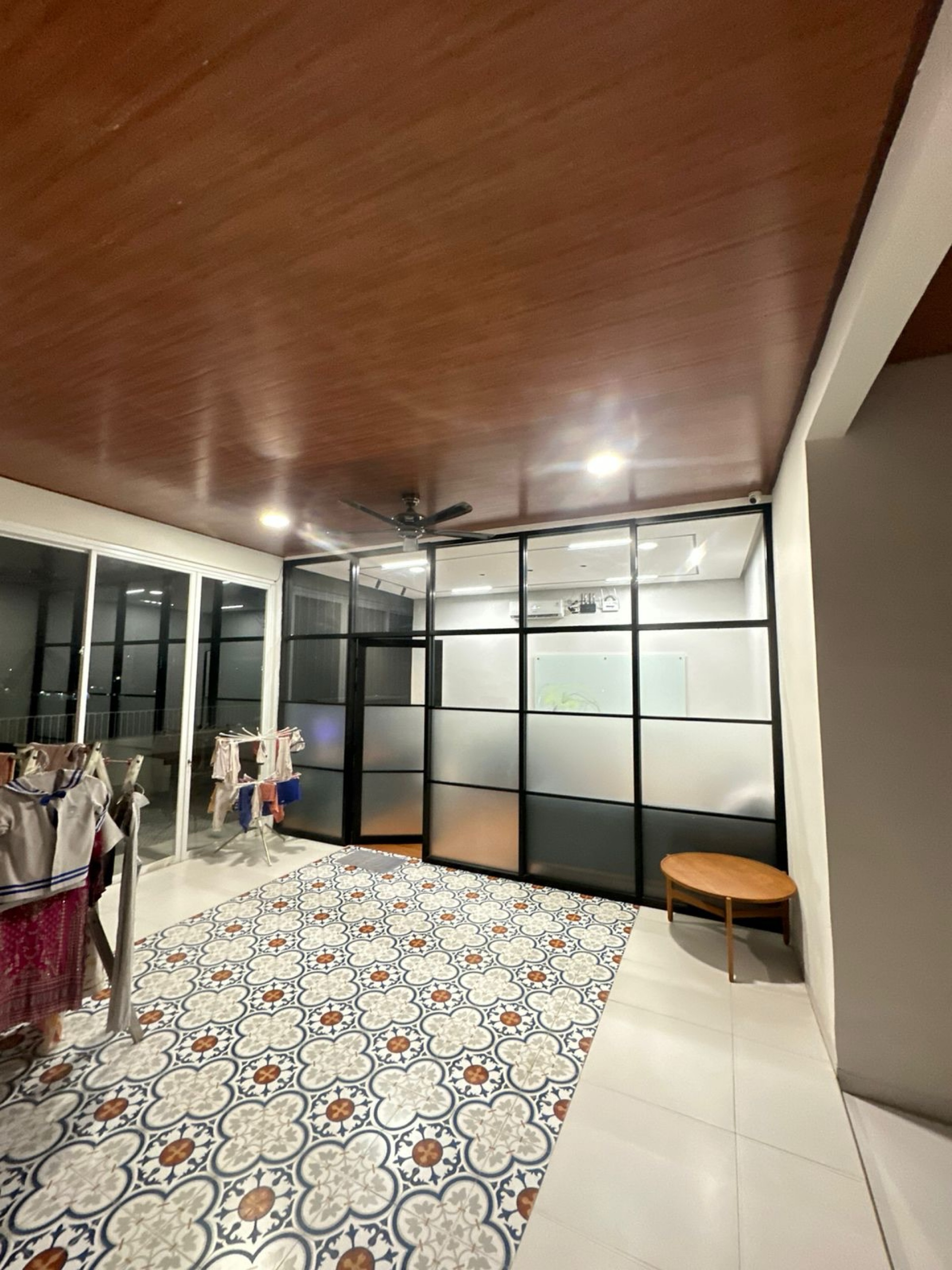 Rumah Disewa di Jakarta Barat, foto 1 dari 10