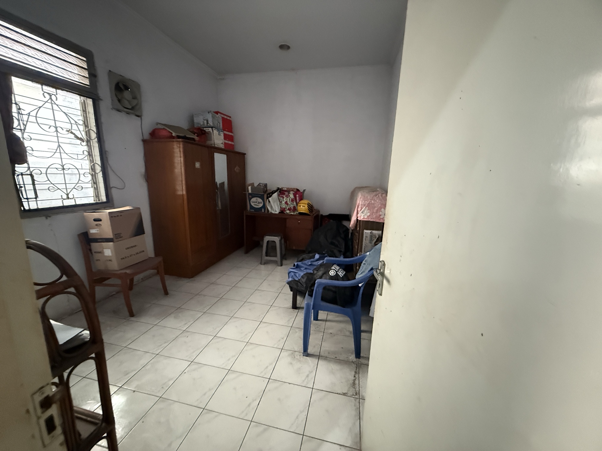 Rumah Dijual di Jakarta Barat, foto 1 dari 9
