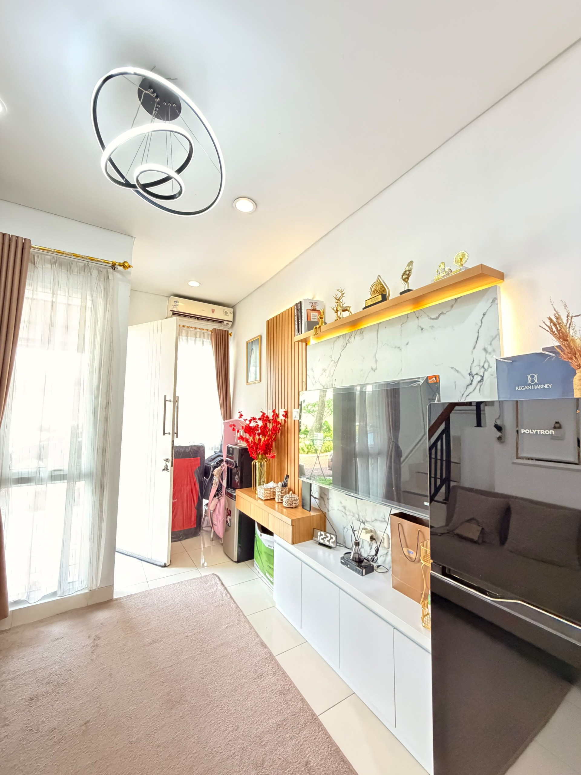 Rumah Dijual di Tangerang, foto 1 dari 8