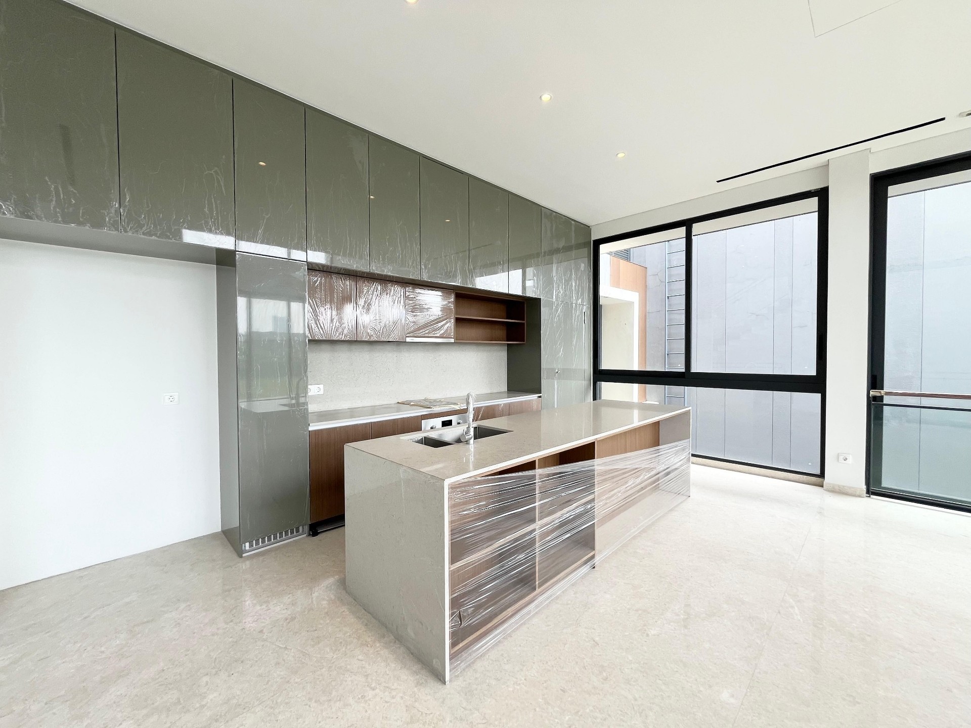 Rumah Dijual di Tangerang, foto 1 dari 10