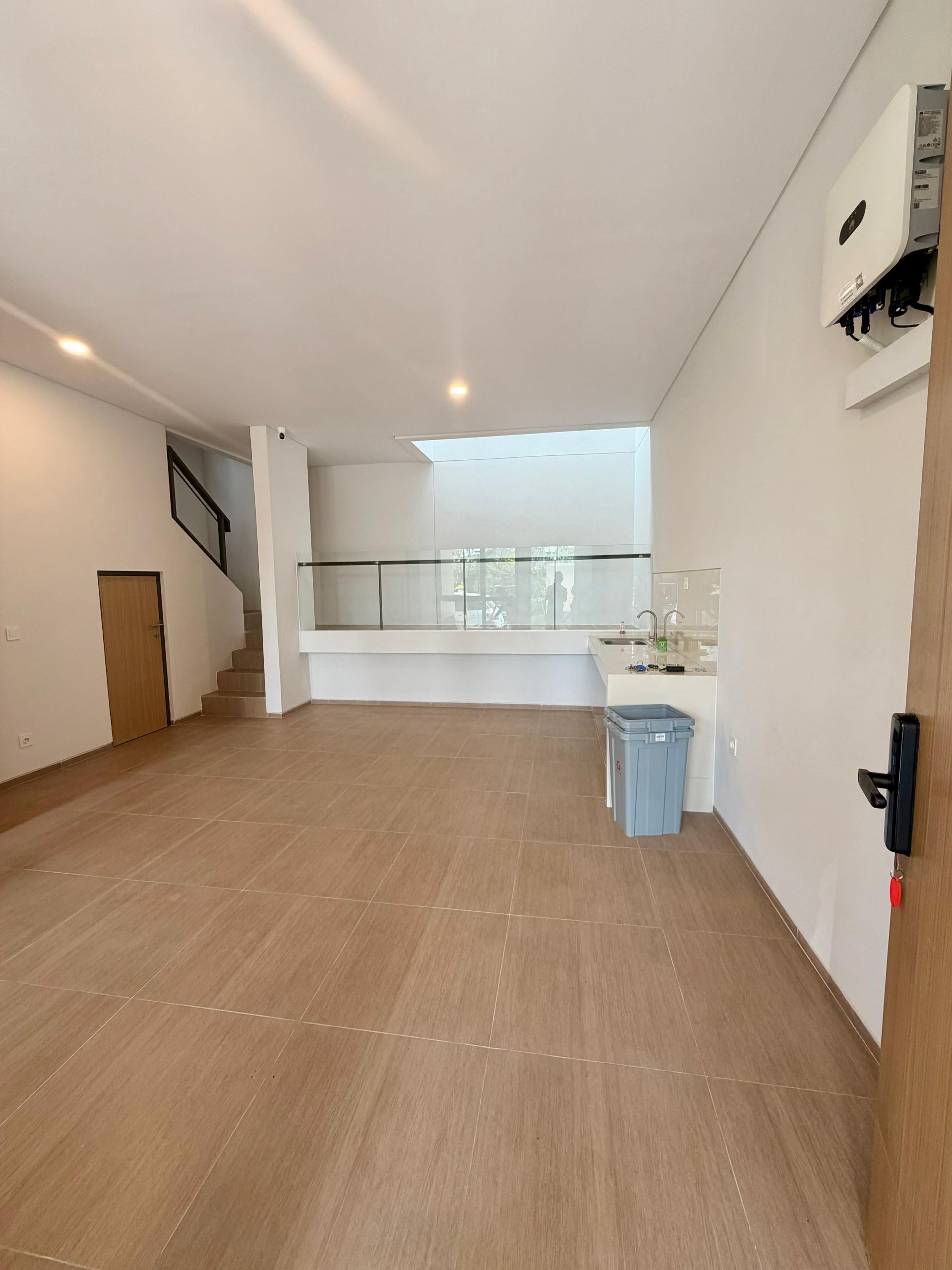 Rumah Disewa di Tangerang, foto 1 dari 10