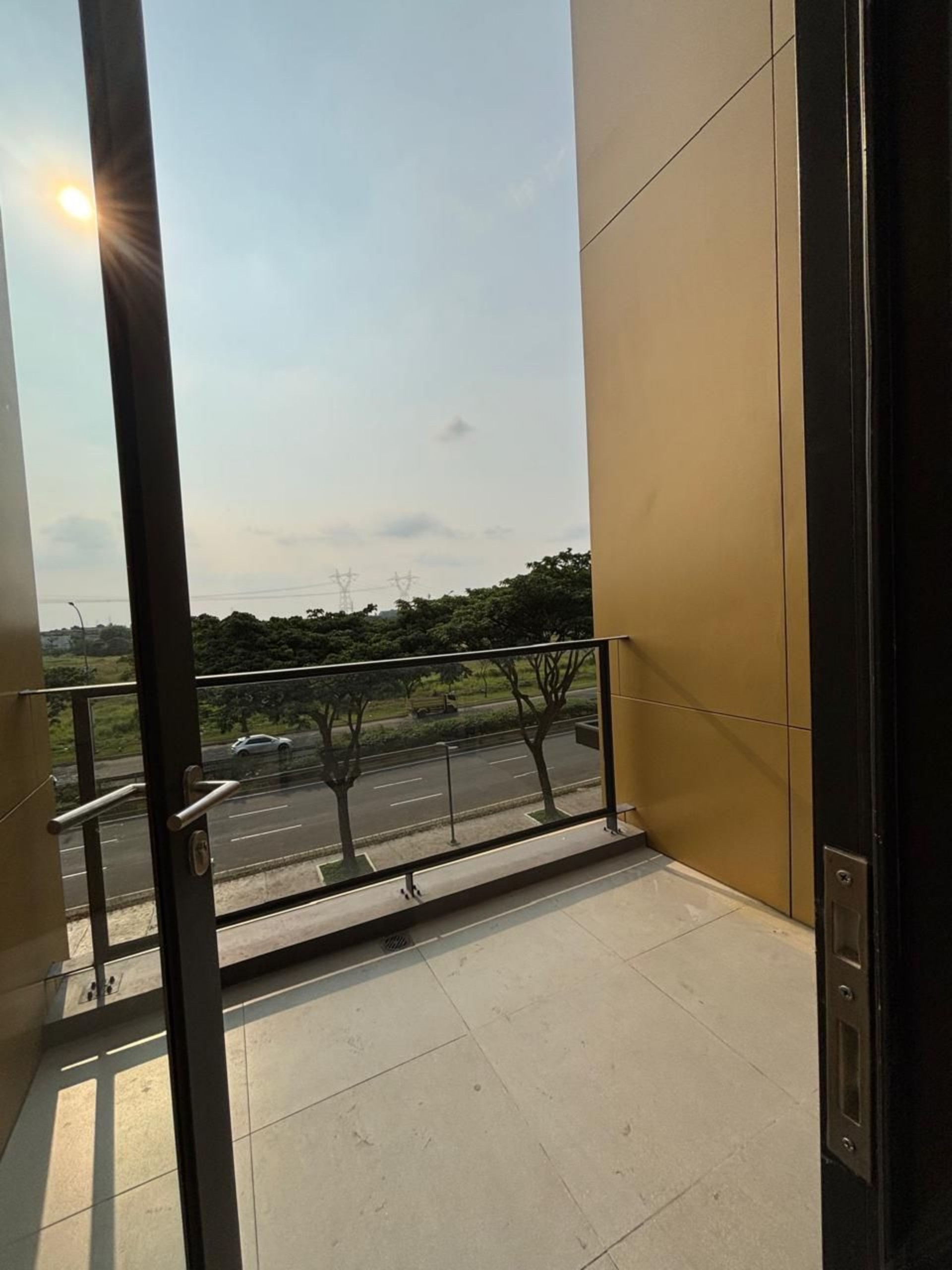 Ruko Disewa di Tangerang, foto 1 dari 10
