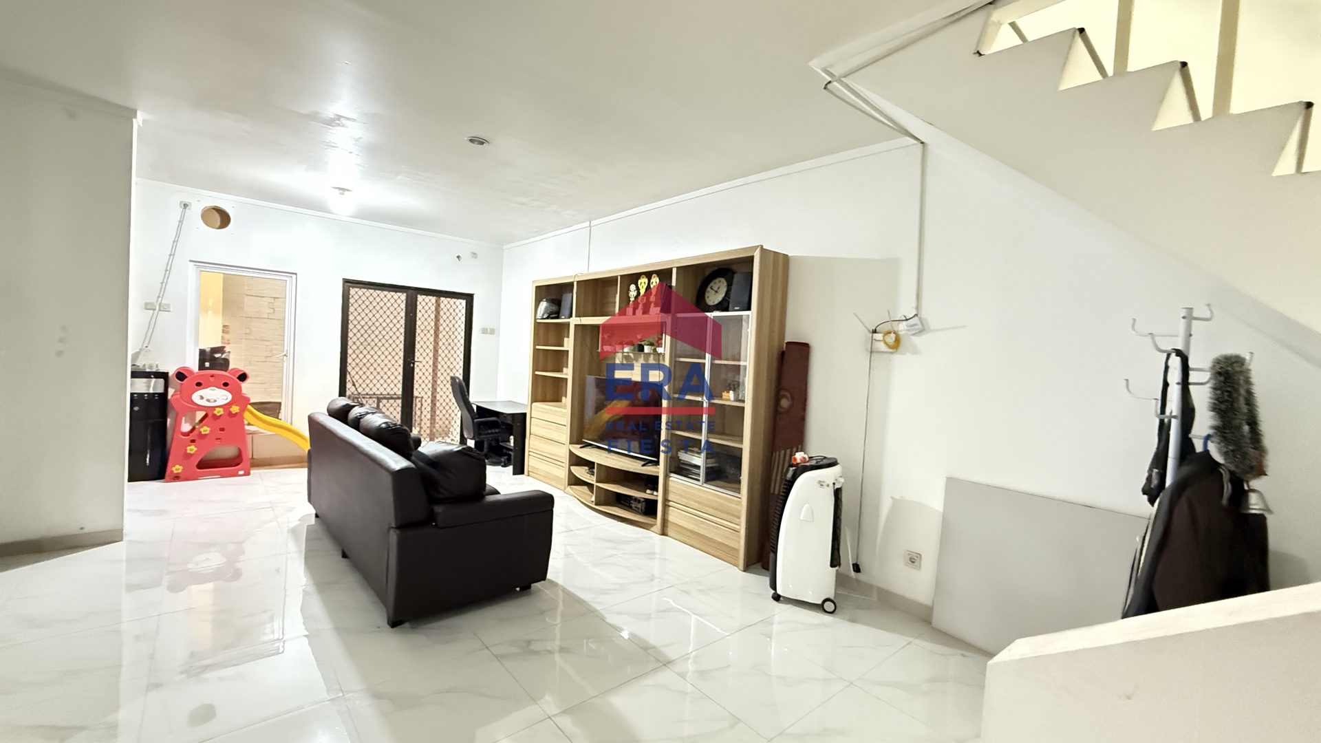 Rumah Dijual di Tangerang, foto 1 dari 10