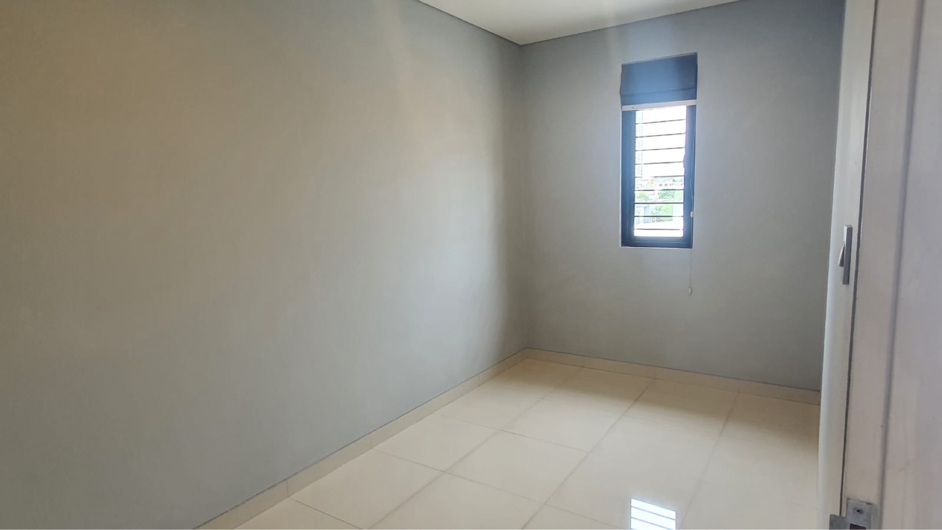 Rumah Dijual di Jakarta Barat, foto 1 dari 10