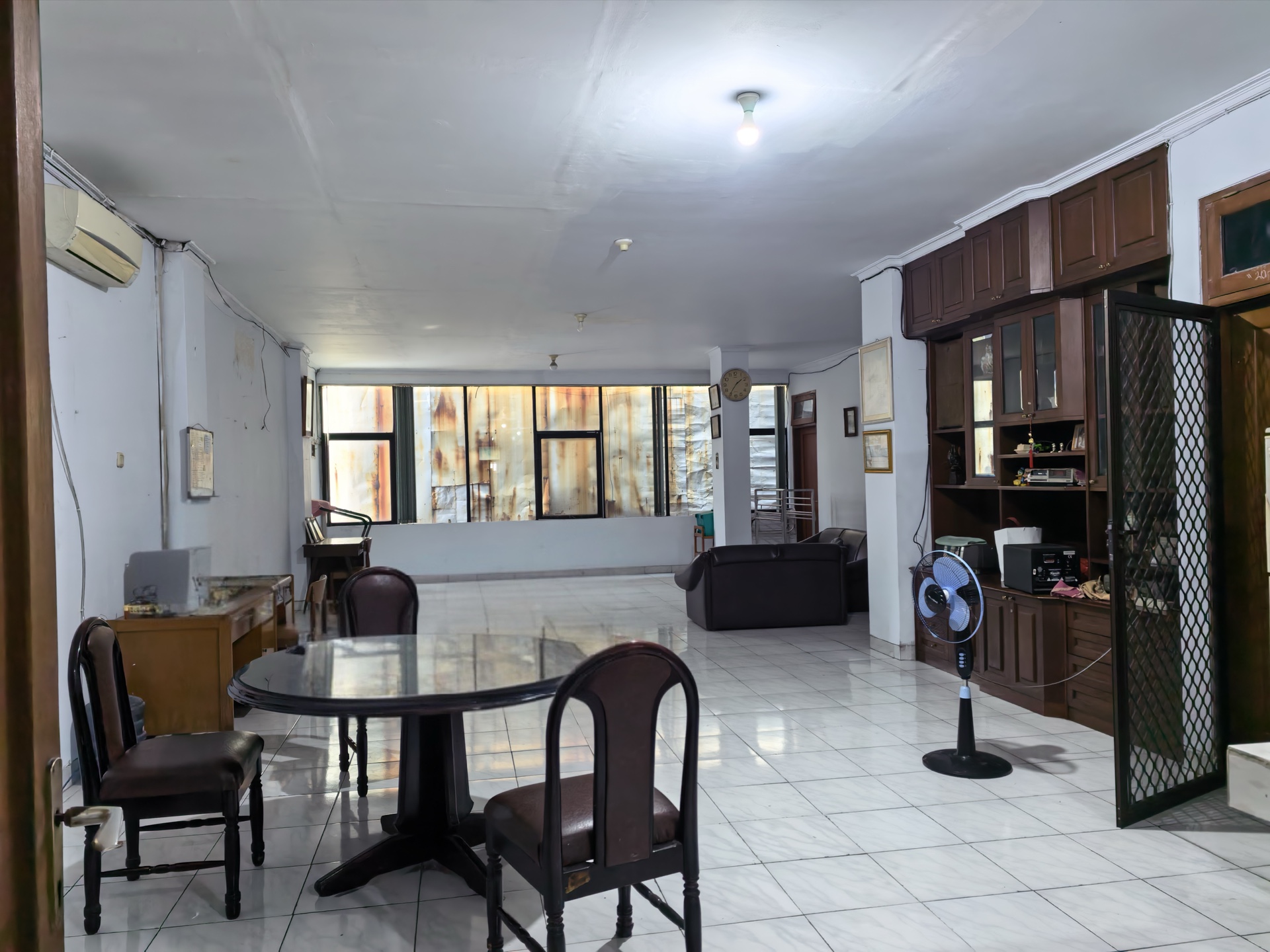 Ruko Dijual di Jakarta Pusat, foto 1 dari 8