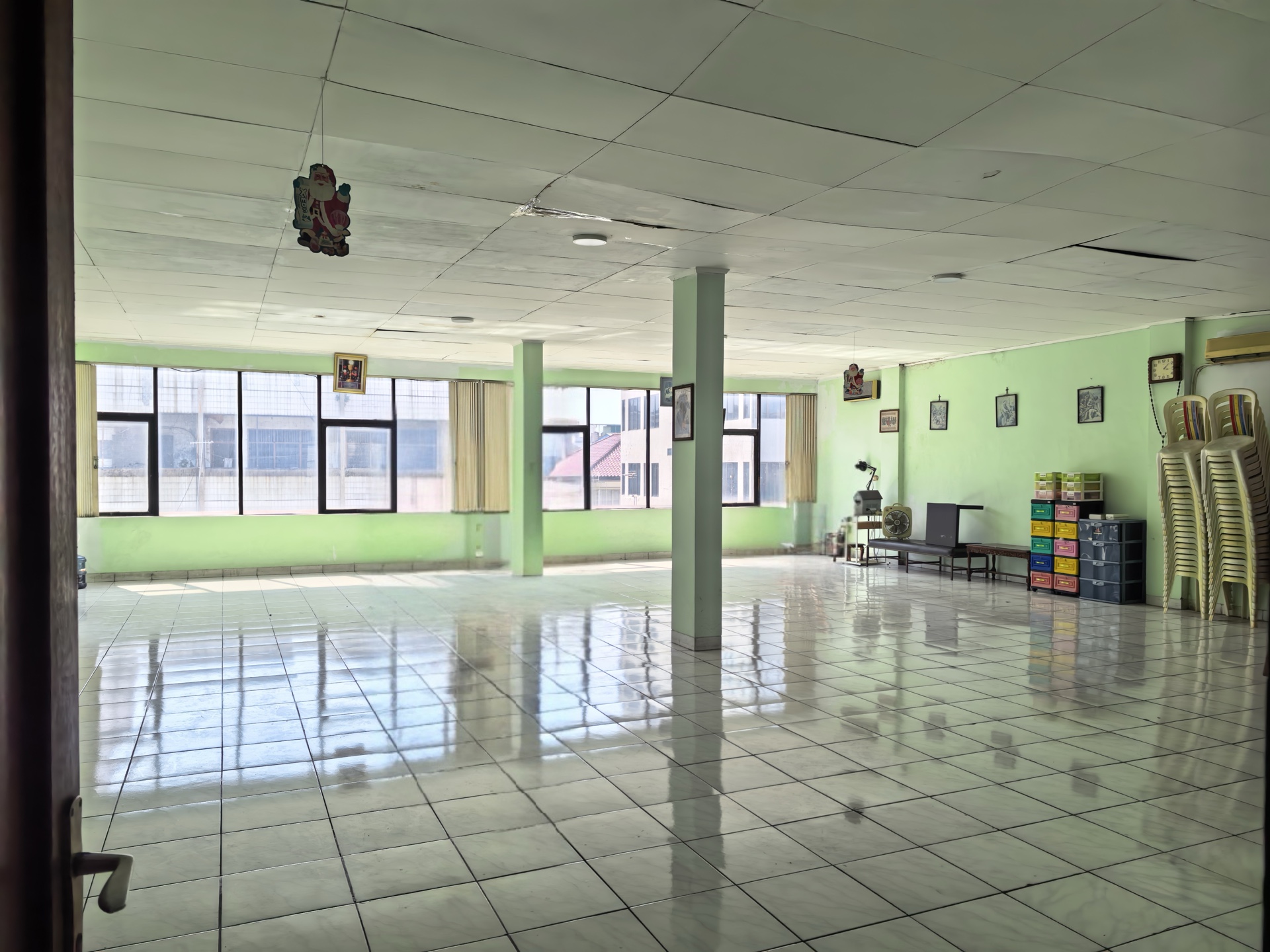 Ruko Dijual di Jakarta Pusat, foto 1 dari 8