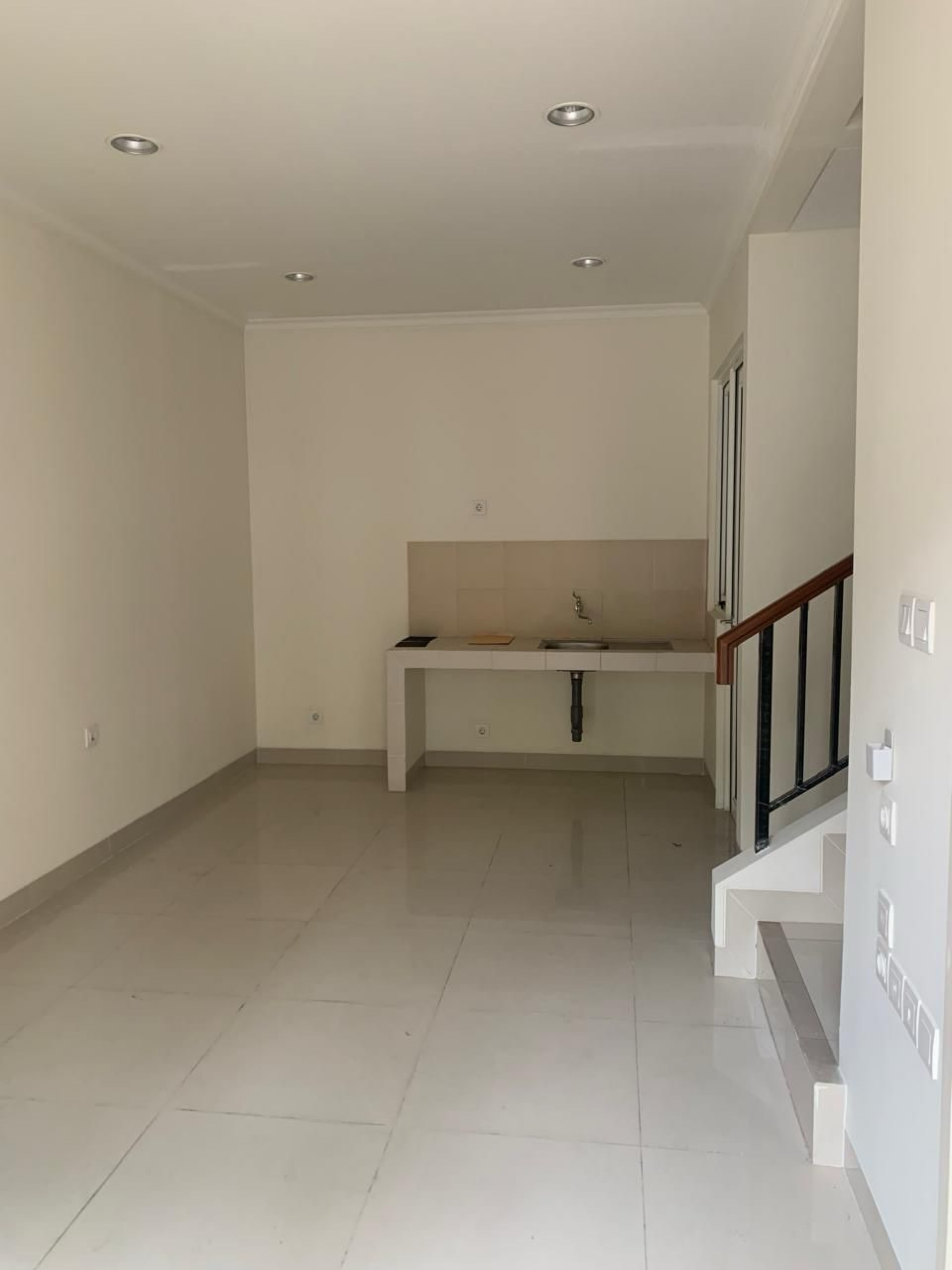 Rumah Dijual di Tangerang, foto 1 dari 10