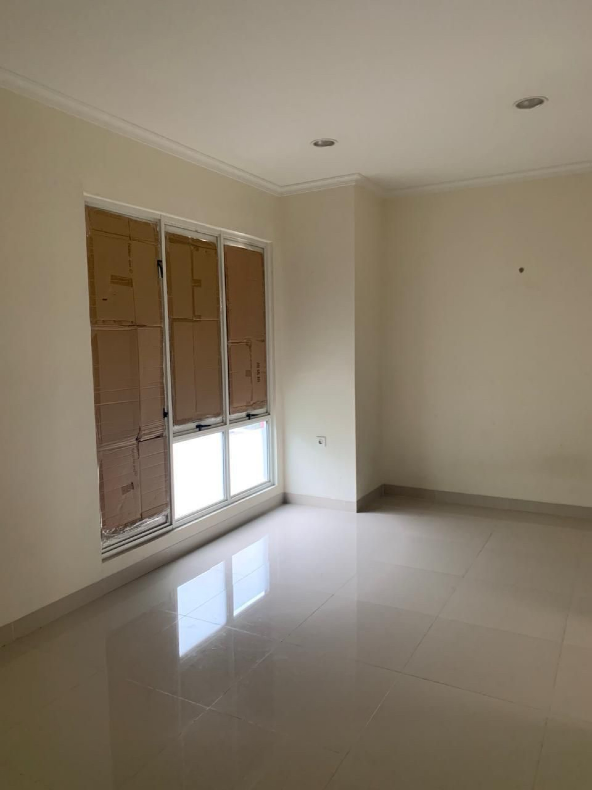 Rumah Dijual di Tangerang, foto 1 dari 10