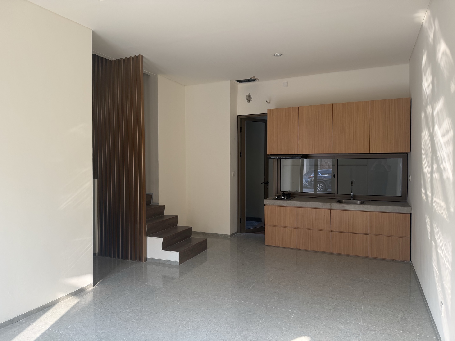 Rumah Dijual di Tangerang, foto 1 dari 9