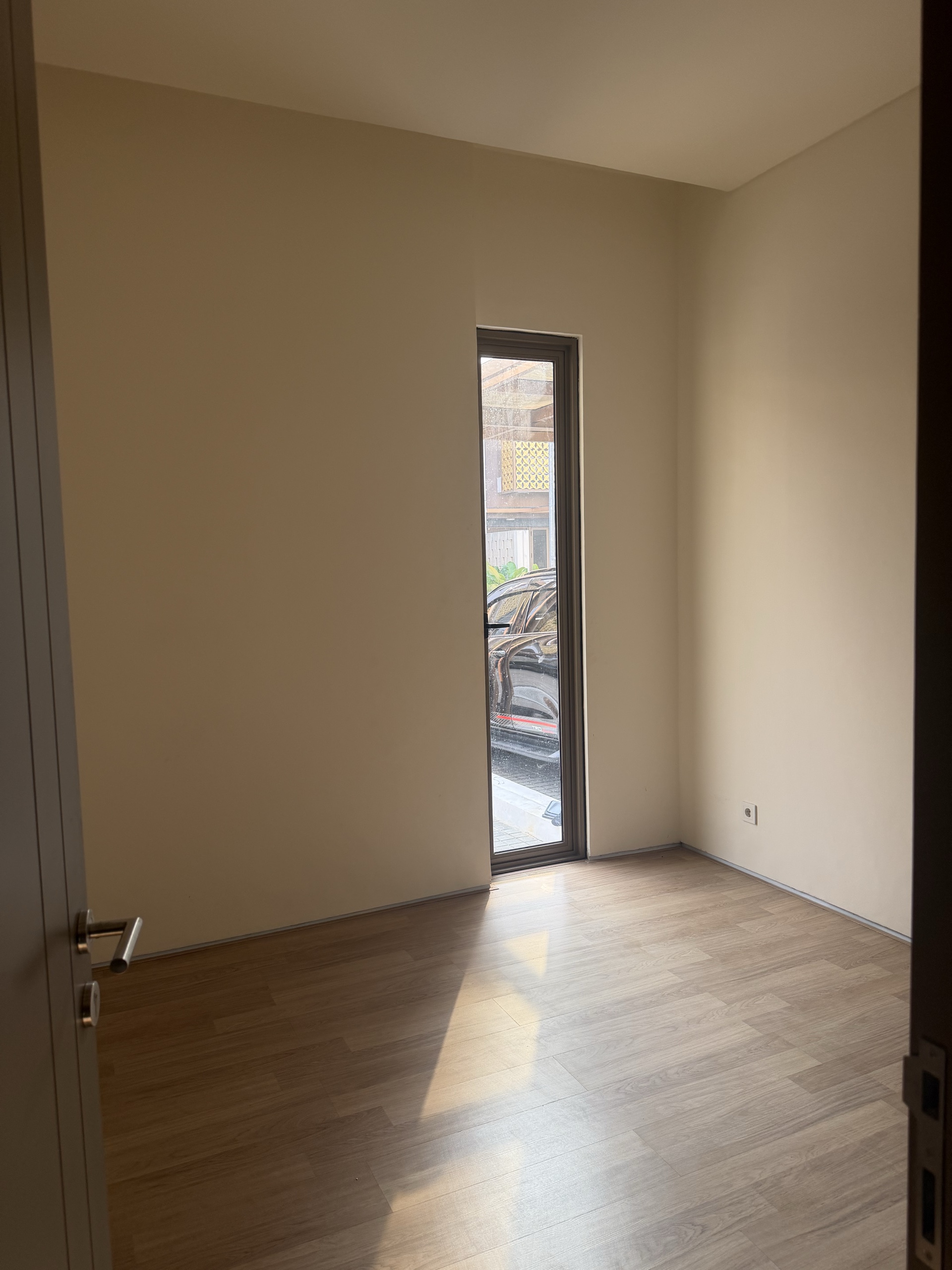 Rumah Dijual di Tangerang, foto 1 dari 9
