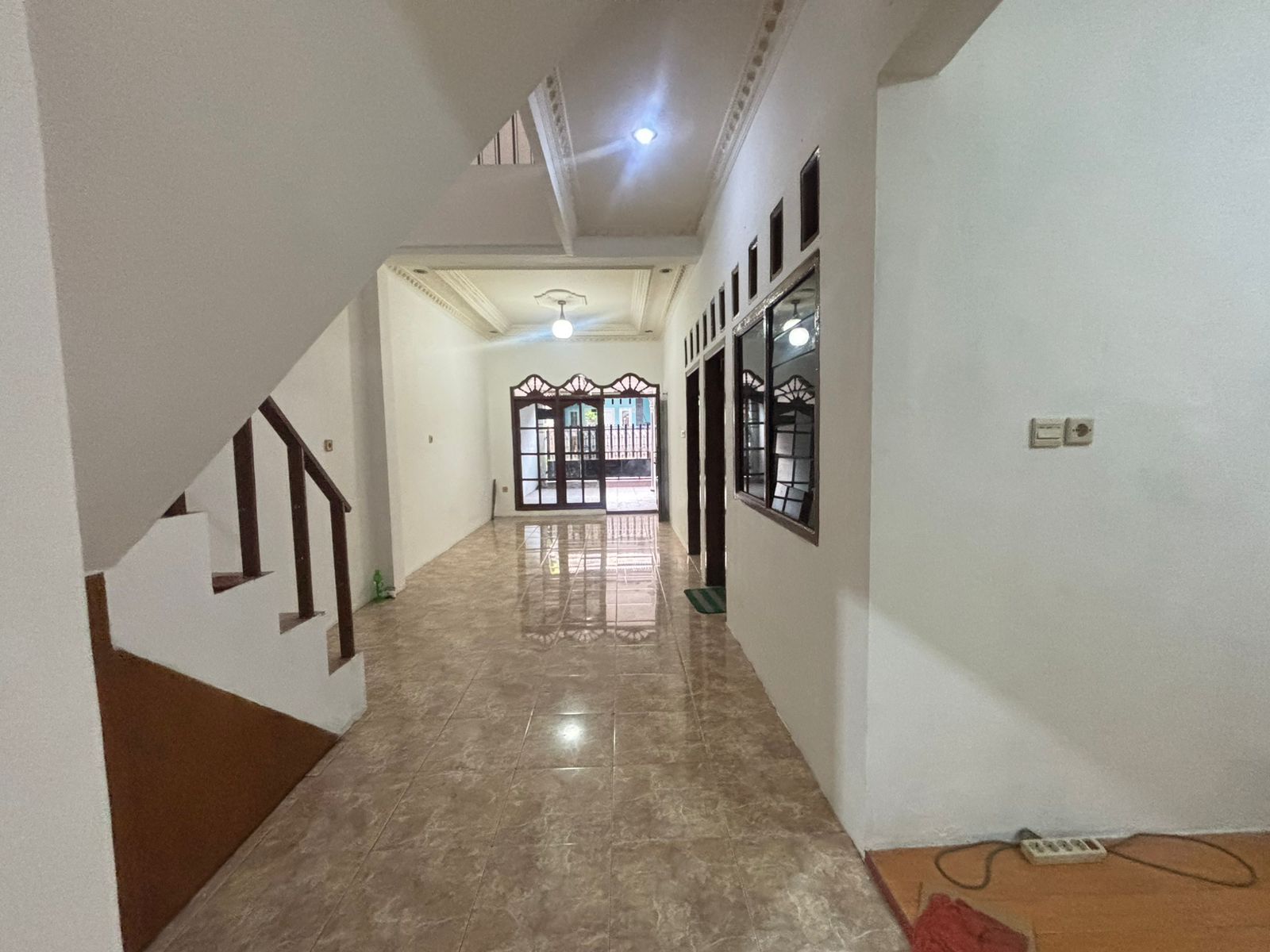 Rumah Dijual di Karawaci, Tangerang, foto 3 dari 8