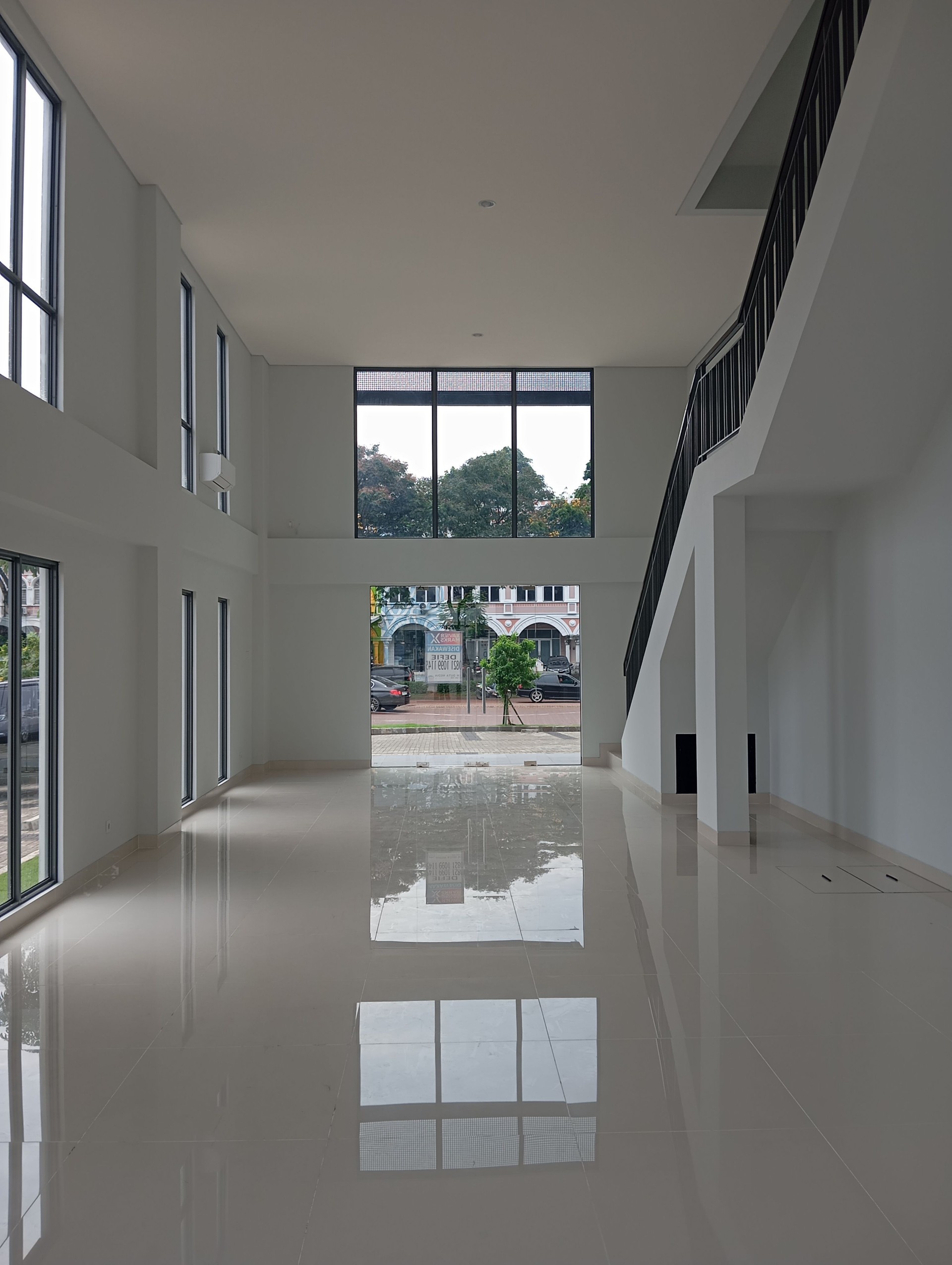 Ruko Dijual di Tangerang, foto 3 dari 6
