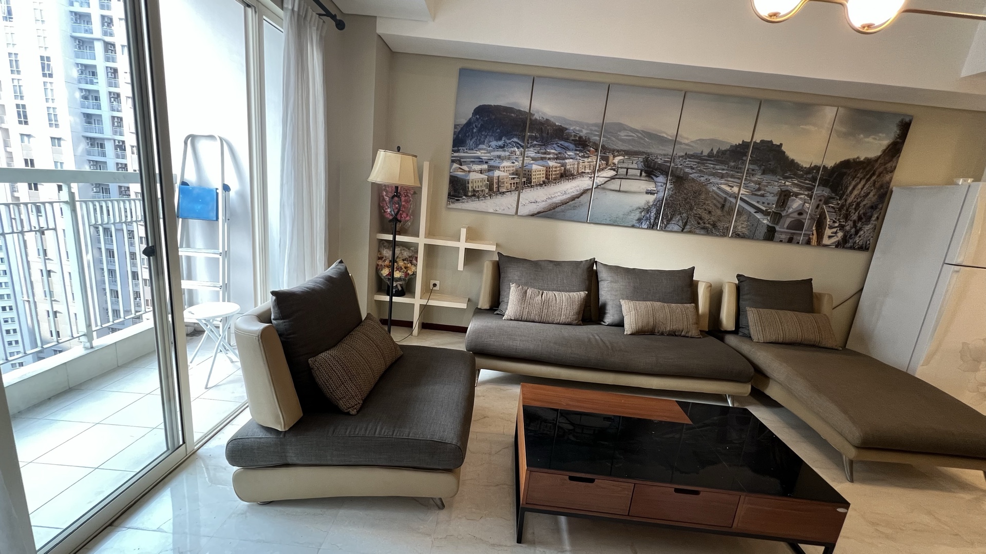 Apartemen Disewa di Jakarta Barat, foto 1 dari 10