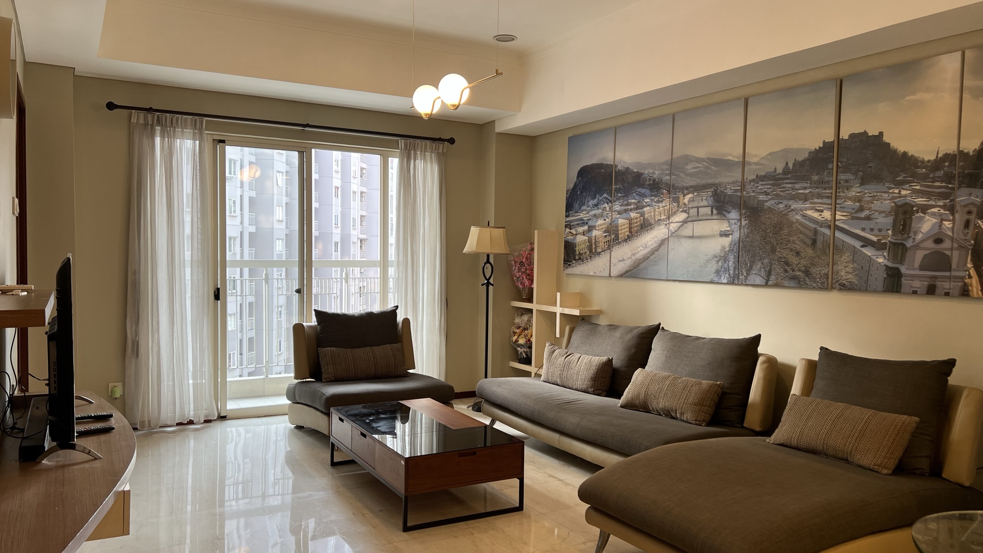 Apartemen Disewa di Jakarta Barat, foto 1 dari 10