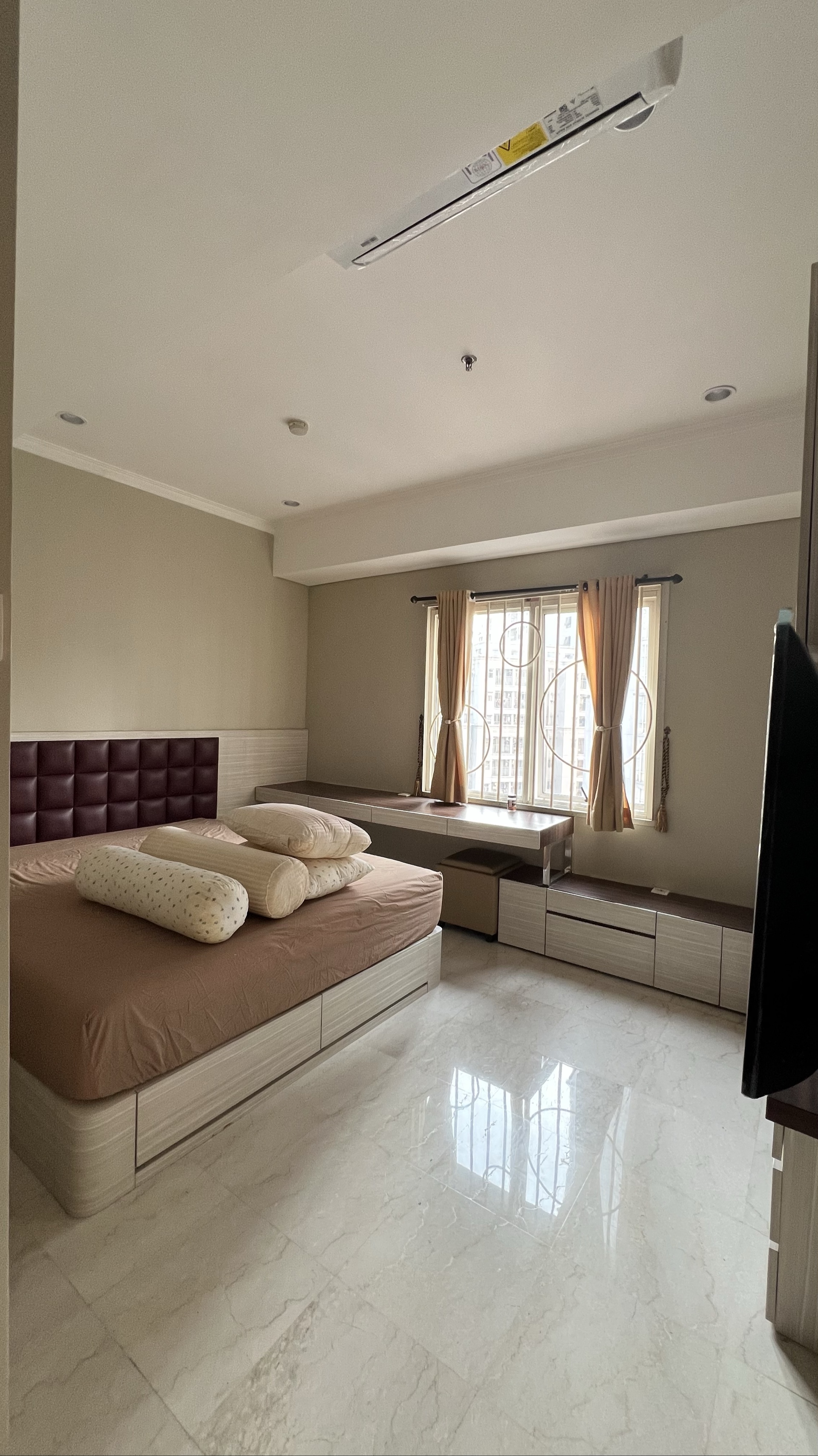 Apartemen Disewa di Jakarta Barat, foto 1 dari 10