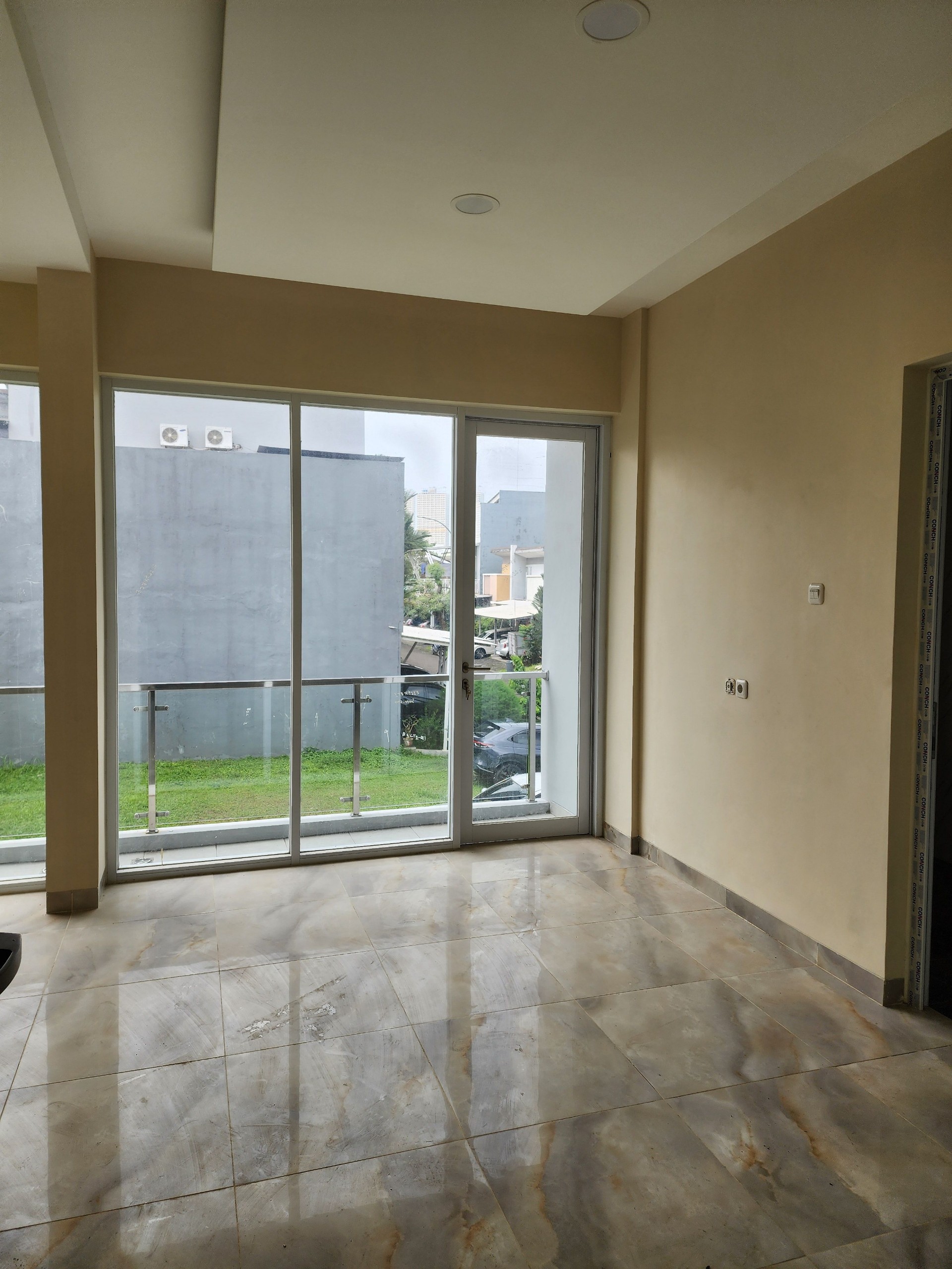 Rumah Dijual di Tangerang, foto 1 dari 8