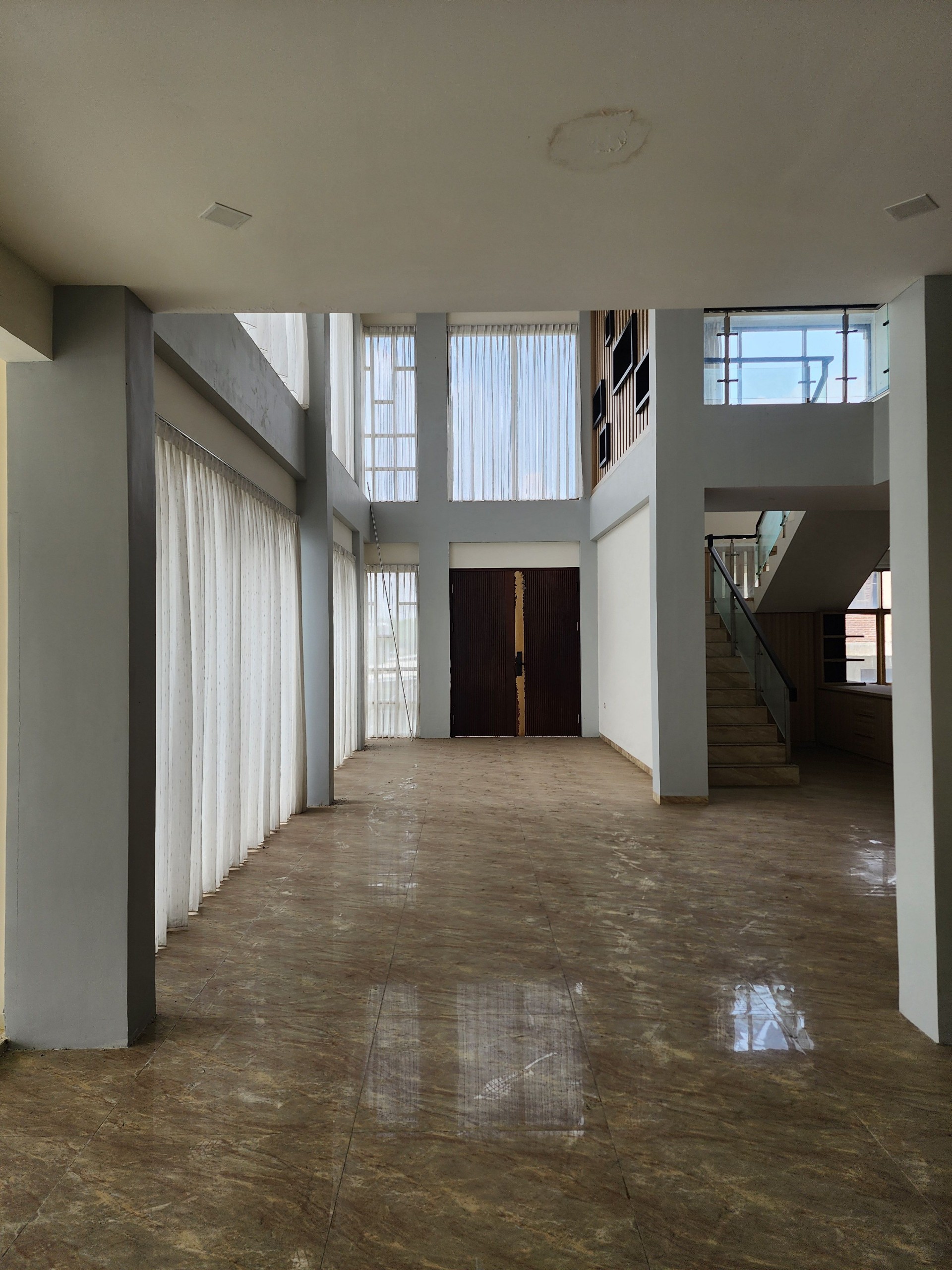 Rumah Dijual di Tangerang, foto 1 dari 9