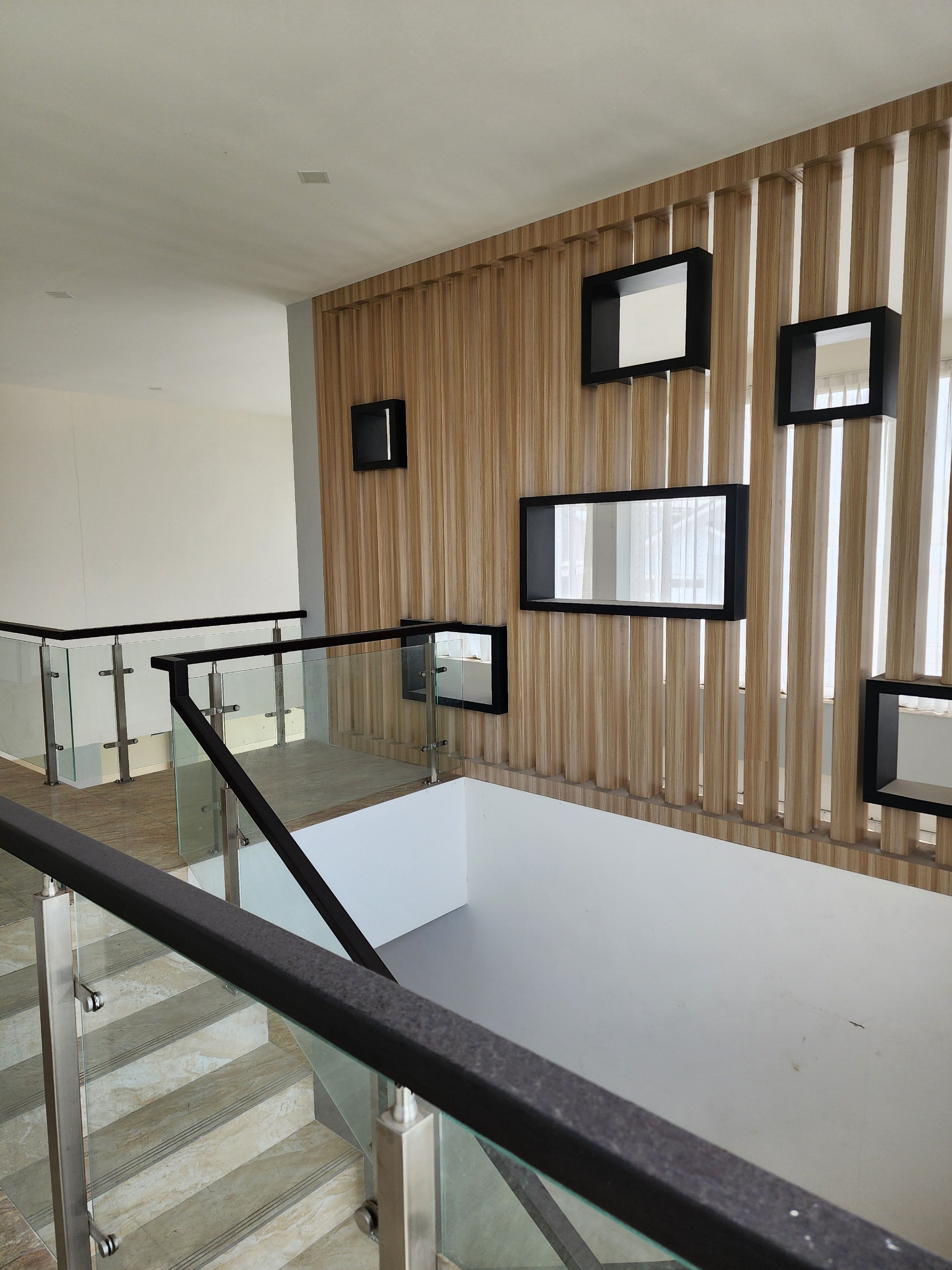 Rumah Dijual di Tangerang, foto 1 dari 9