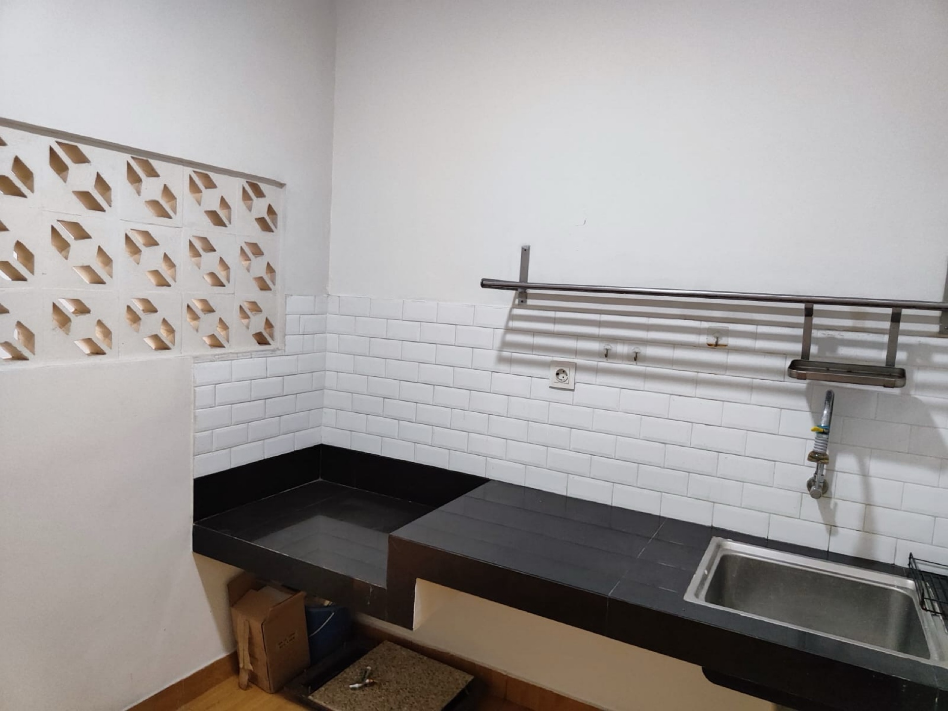 Rumah Disewa di Tangerang, foto 3 dari 9
