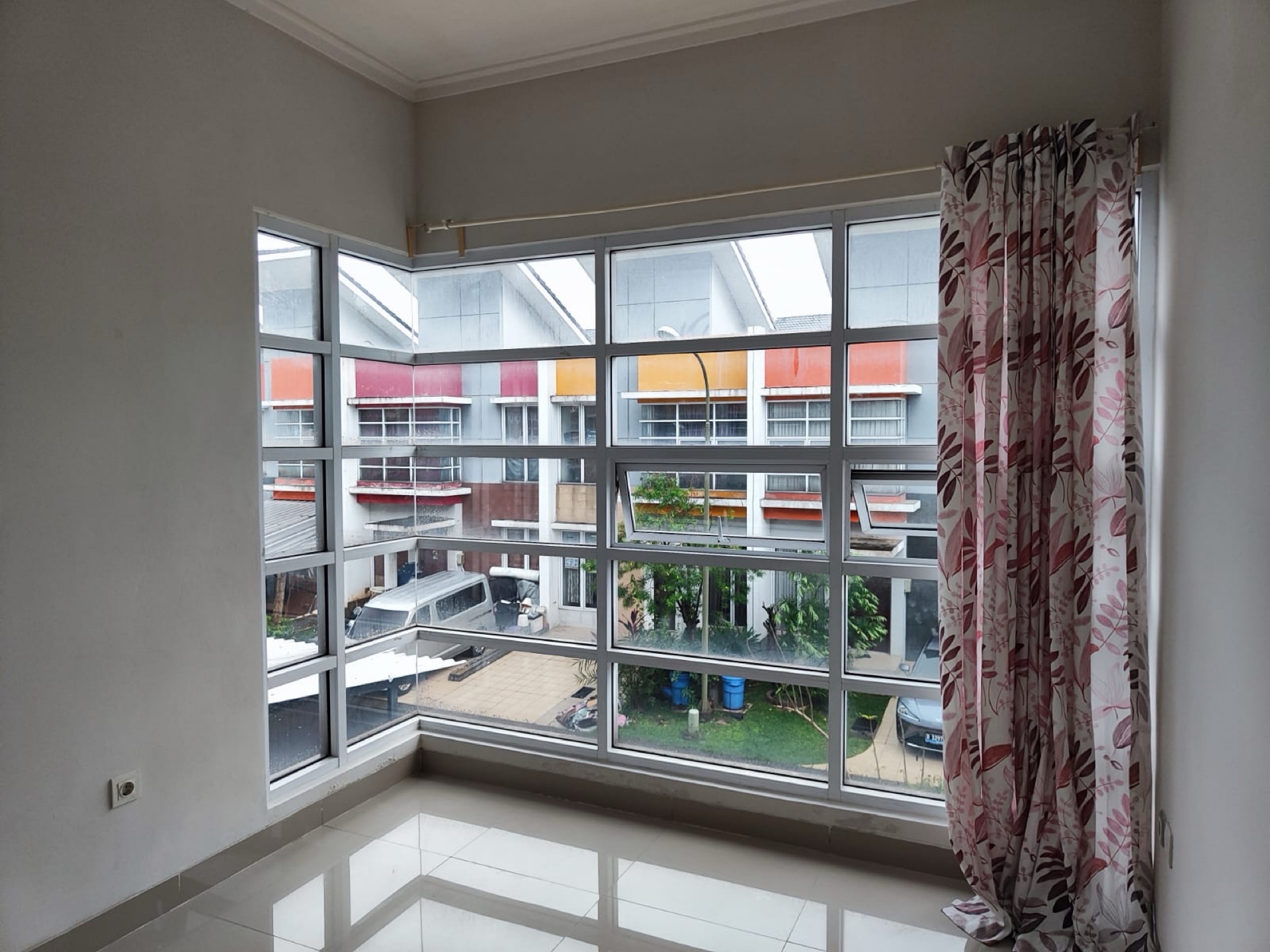 Rumah Disewa di Tangerang, foto 7 dari 9
