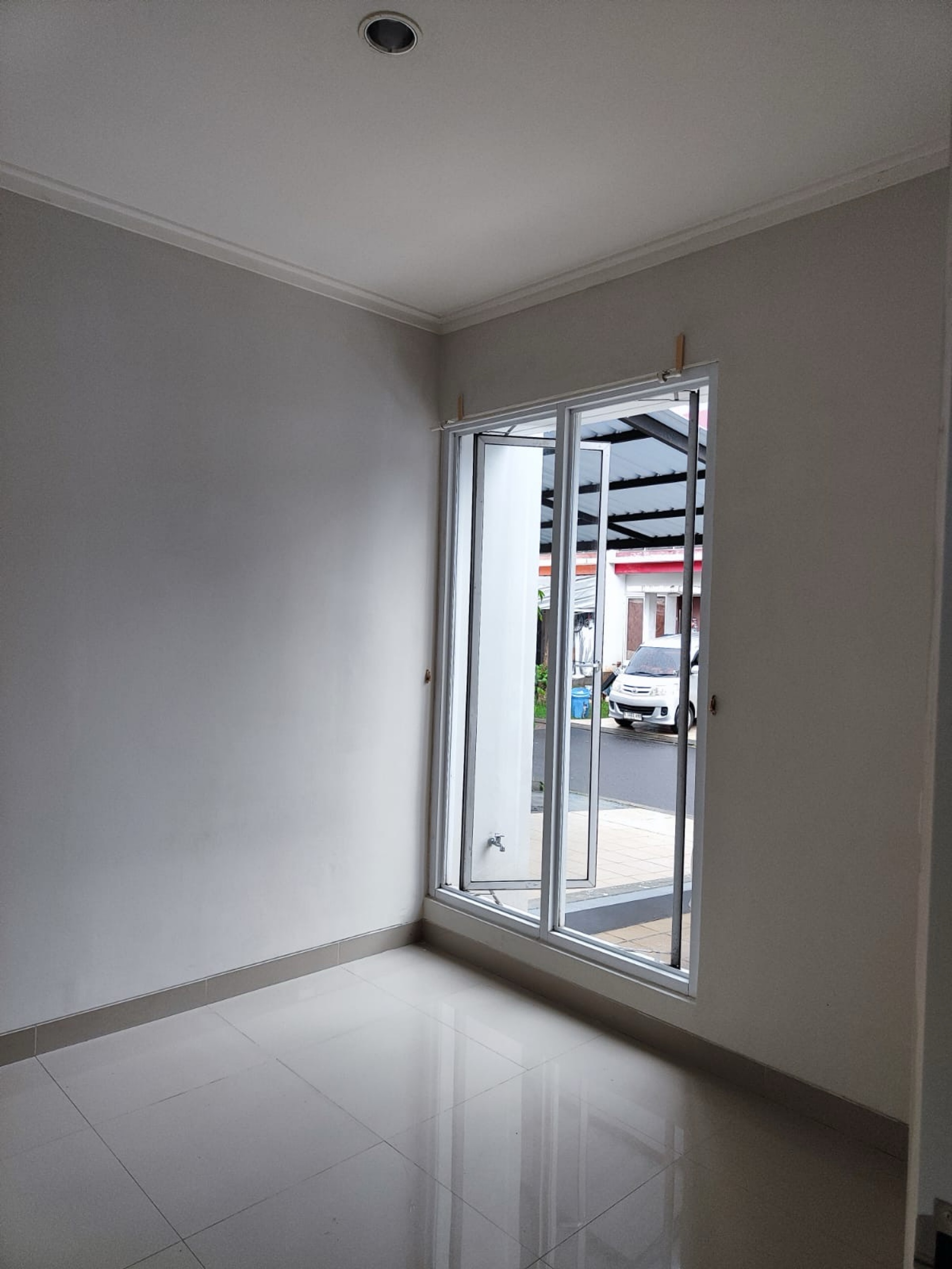 Rumah Disewa di Tangerang, foto 9 dari 9