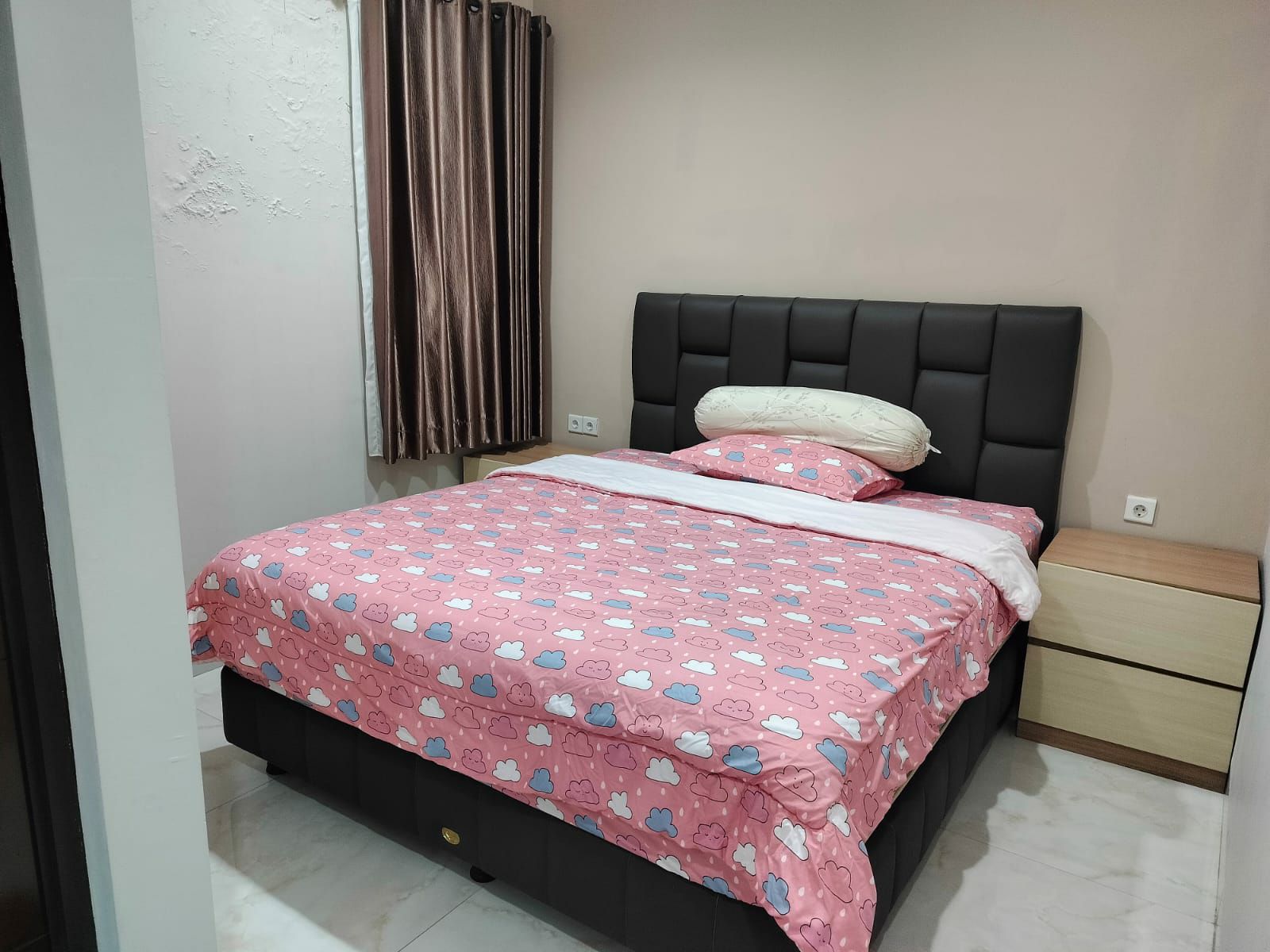 Rumah Dijual di Jakarta Barat, foto 2 dari 10