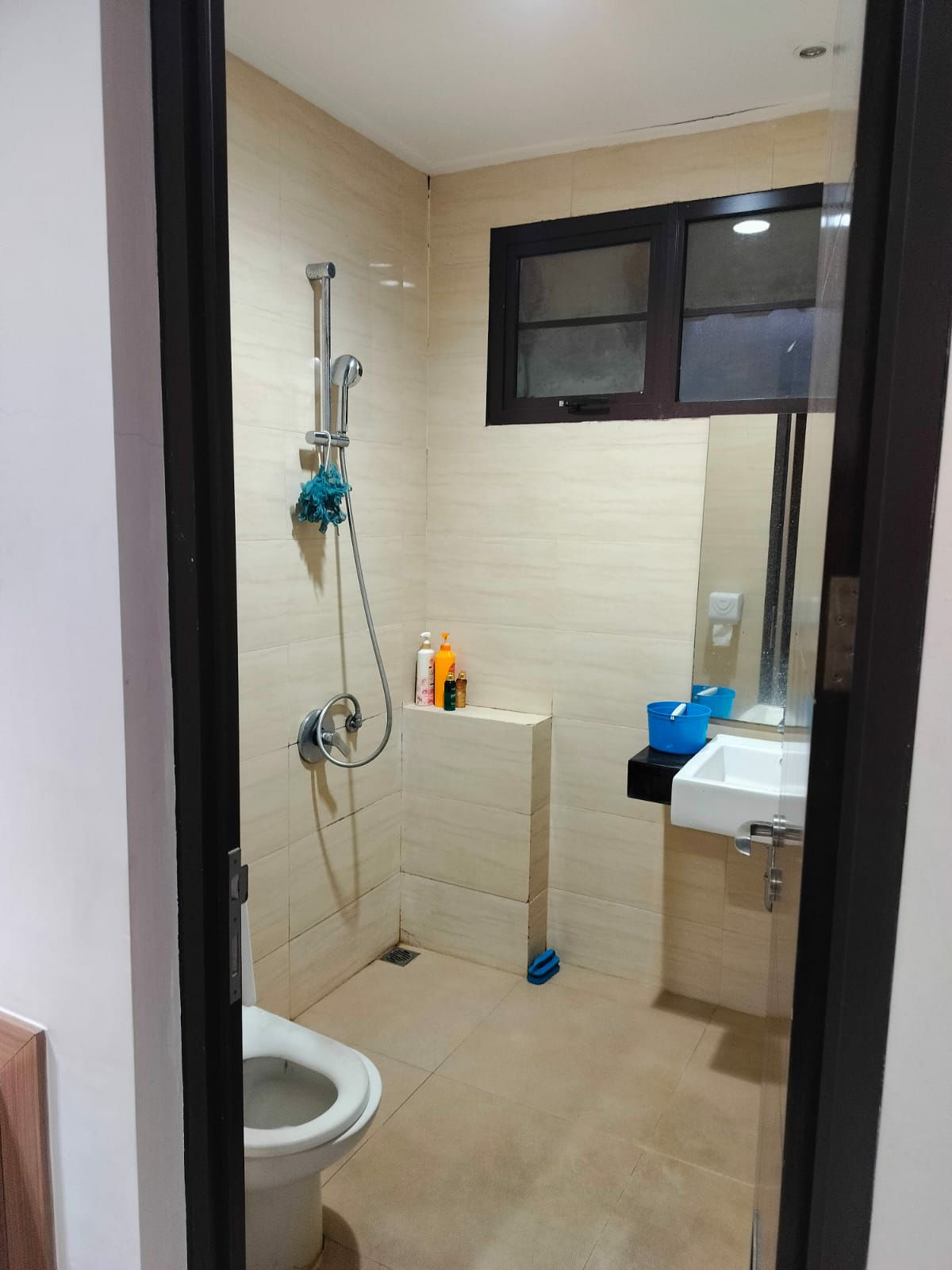 Rumah Dijual di Jakarta Barat, foto 5 dari 10