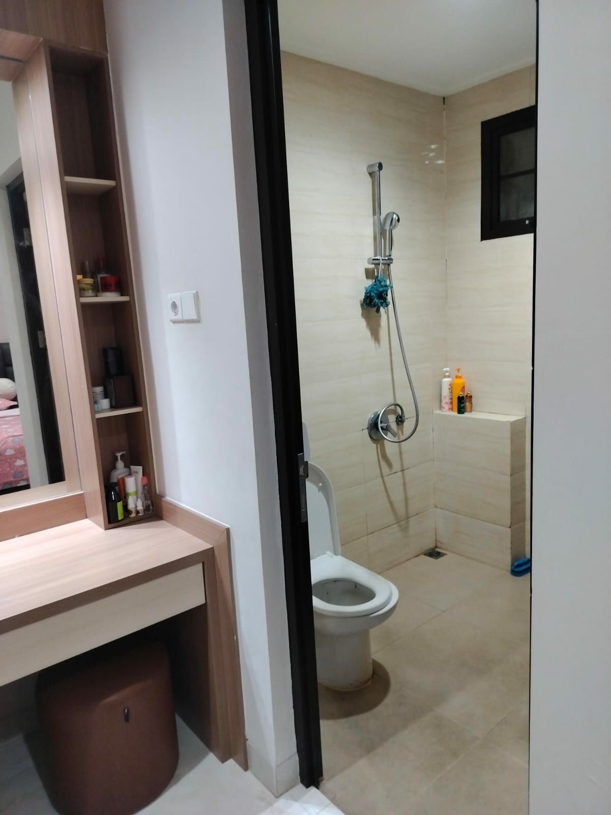 Rumah Dijual di Jakarta Barat, foto 6 dari 10