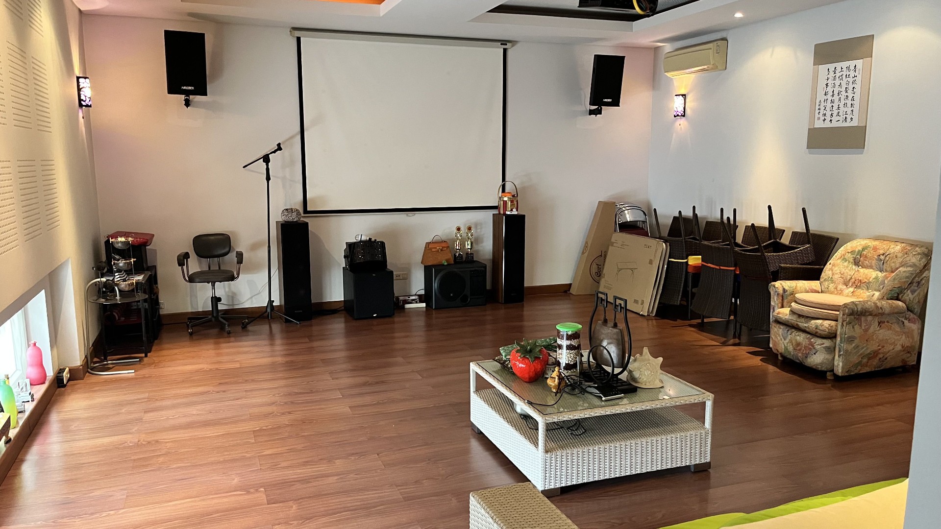 Rumah Dijual di Jakarta Barat, foto 1 dari 10