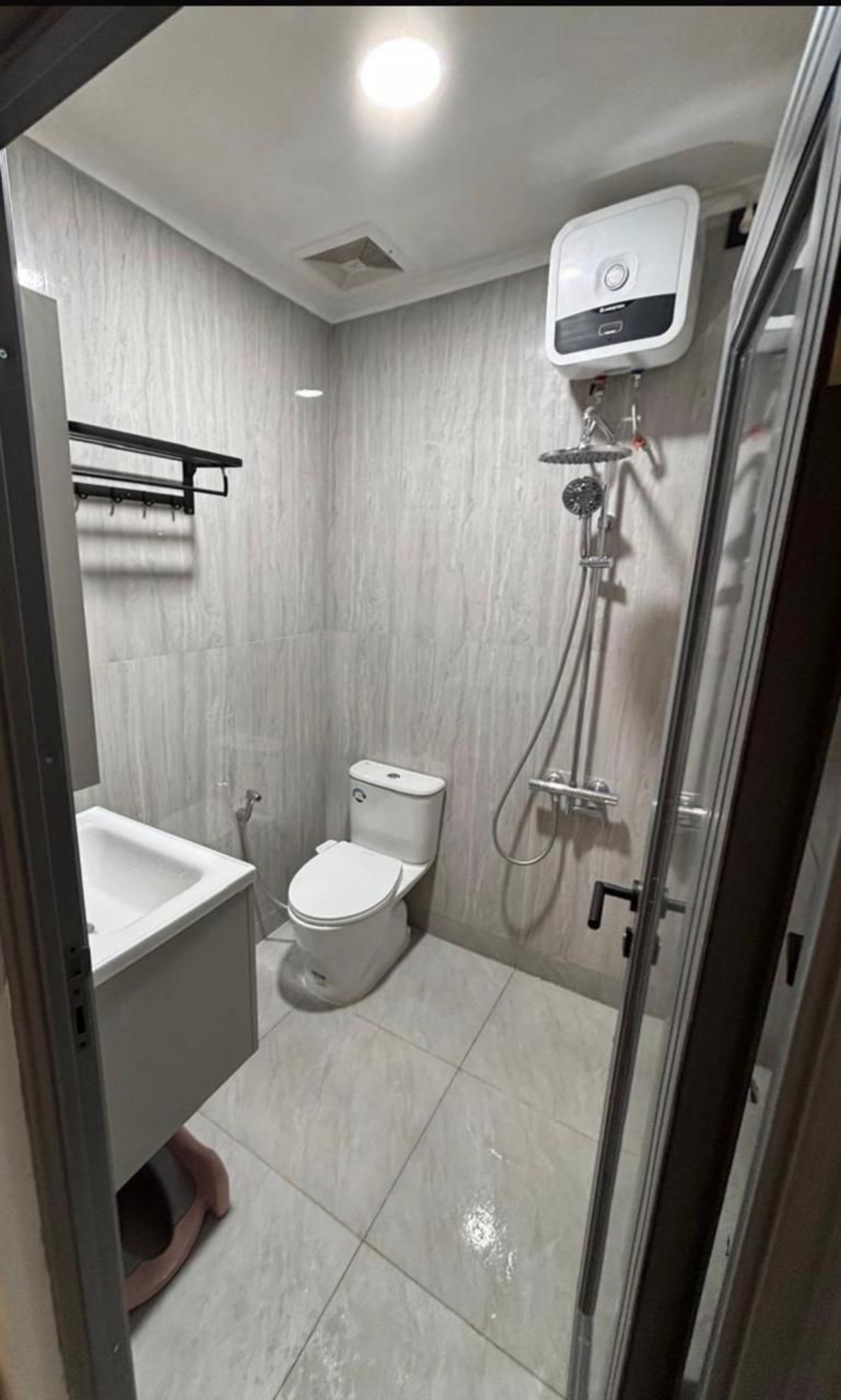 Rumah Dijual di Jakarta Barat, foto 1 dari 6