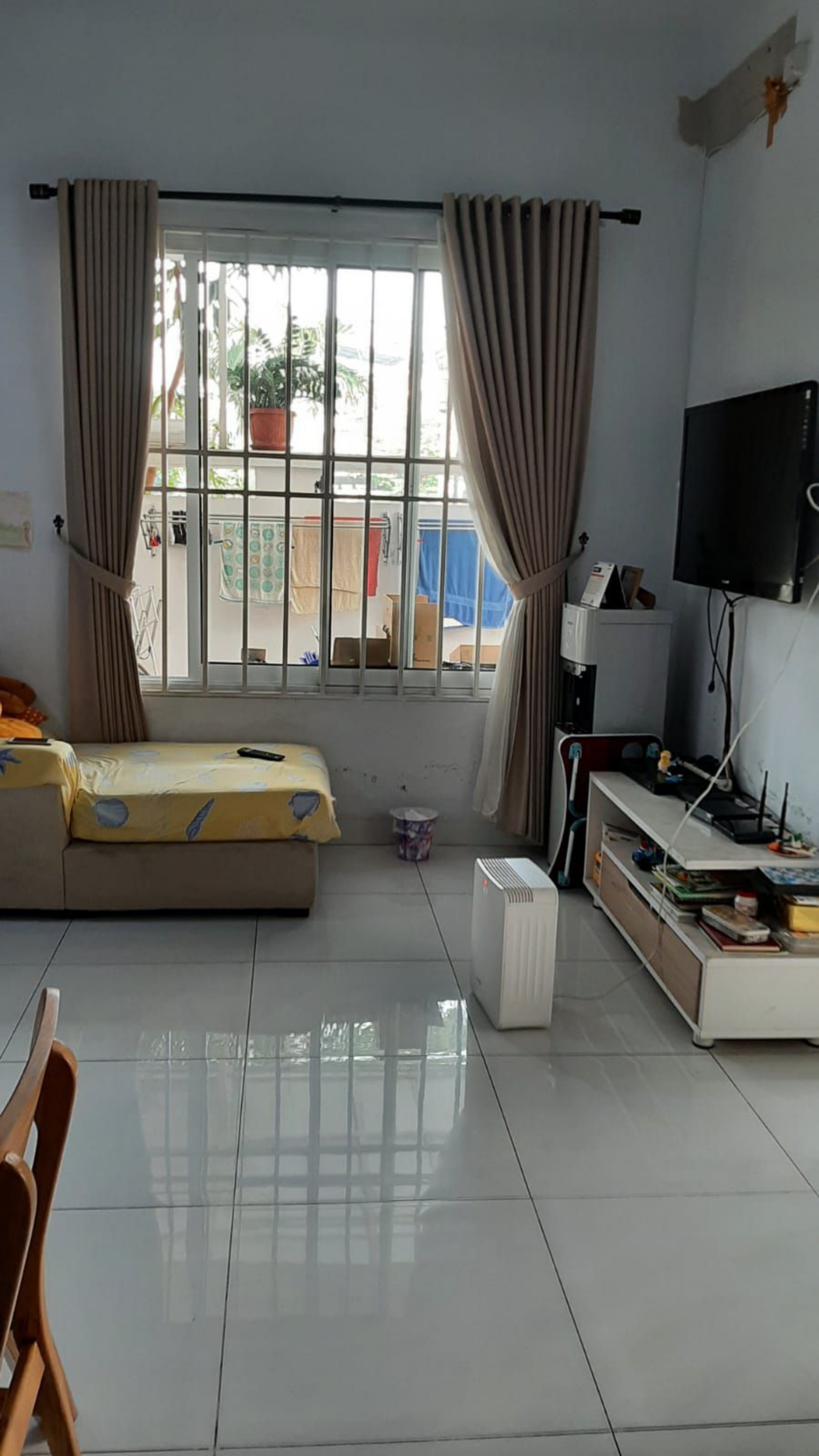 Rumah Dijual di Jakarta Barat, foto 1 dari 9