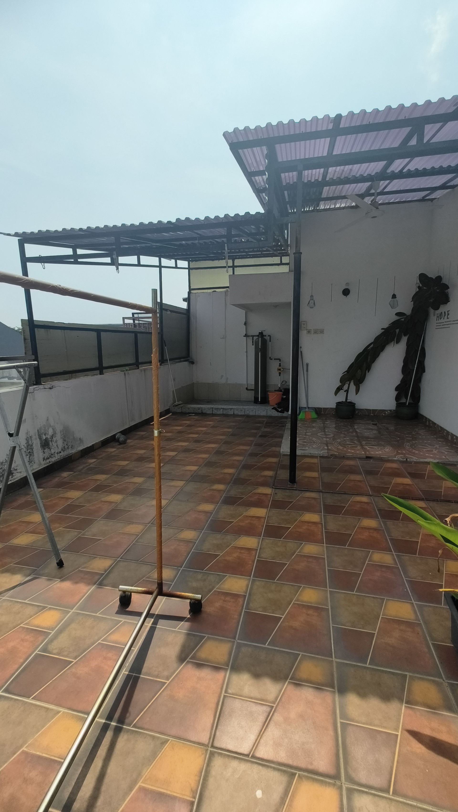 Rumah Dijual di Jakarta Barat, foto 1 dari 9