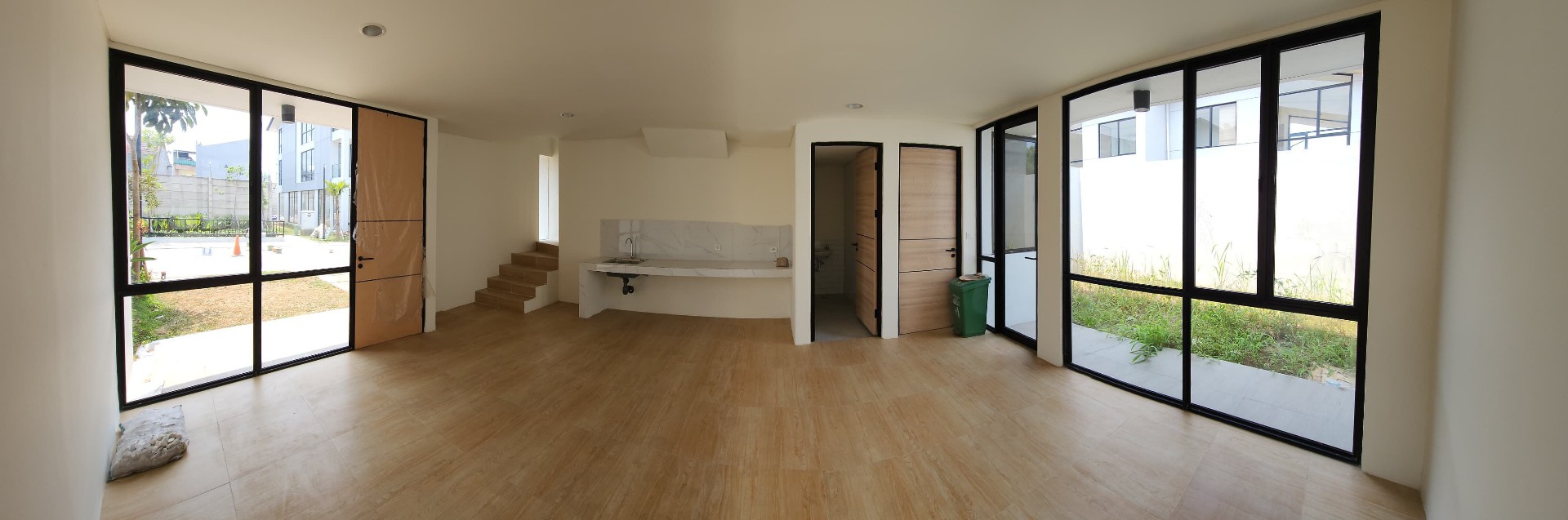 Rumah Disewa di Tangerang, foto 1 dari 3
