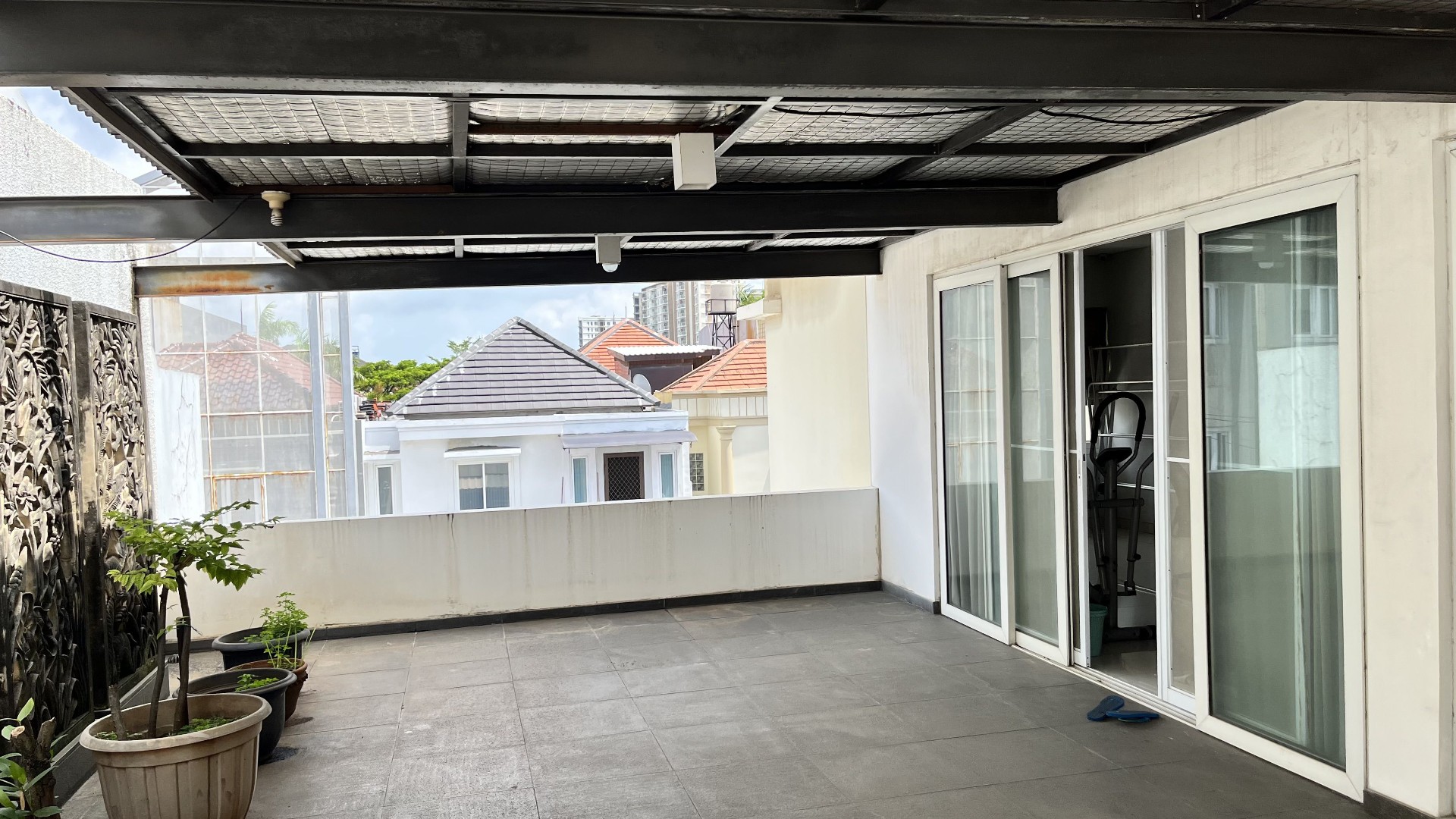 Rumah Dijual di Jakarta Barat, foto 1 dari 10