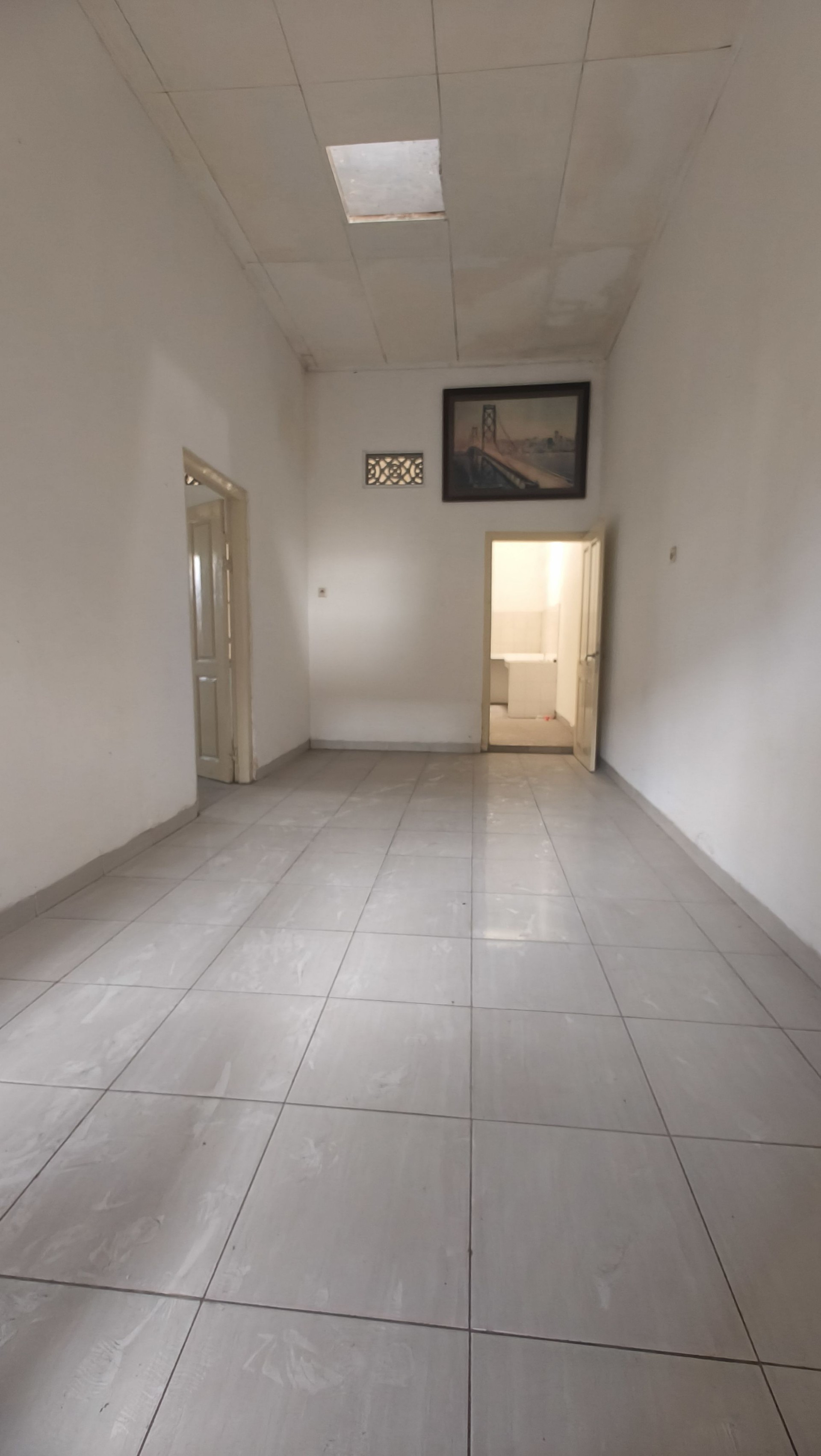 Rumah Disewa di Jakarta Barat, foto 1 dari 10