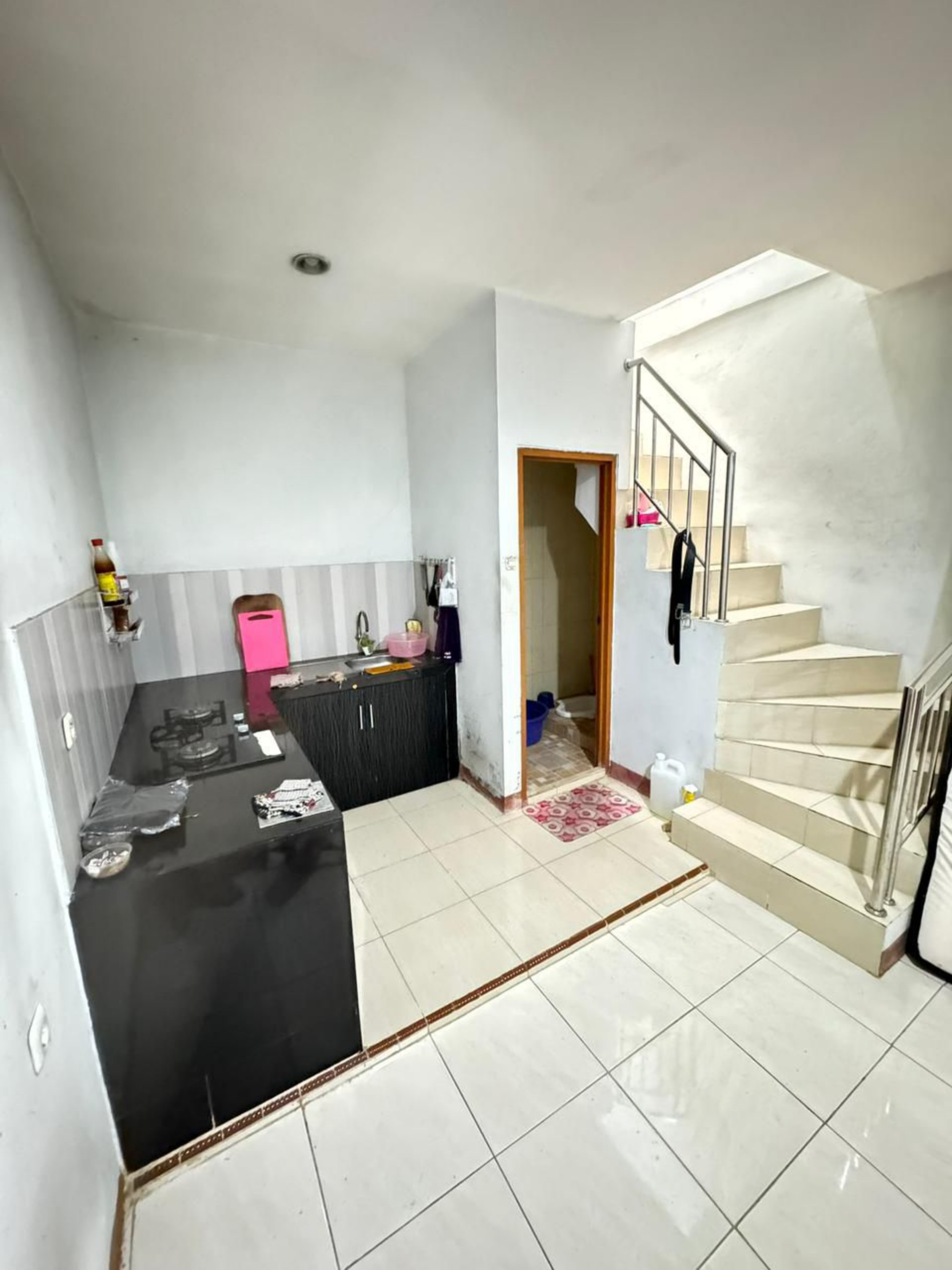 Rumah Dijual di Jakarta Barat, foto 1 dari 6