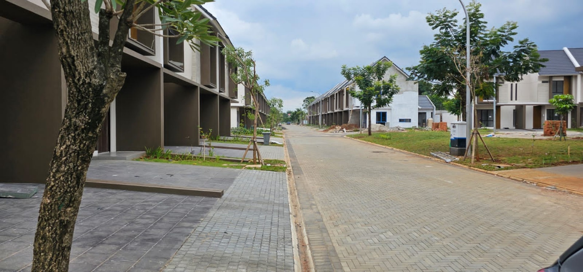 Rumah Disewa di Tangerang, foto 2 dari 10