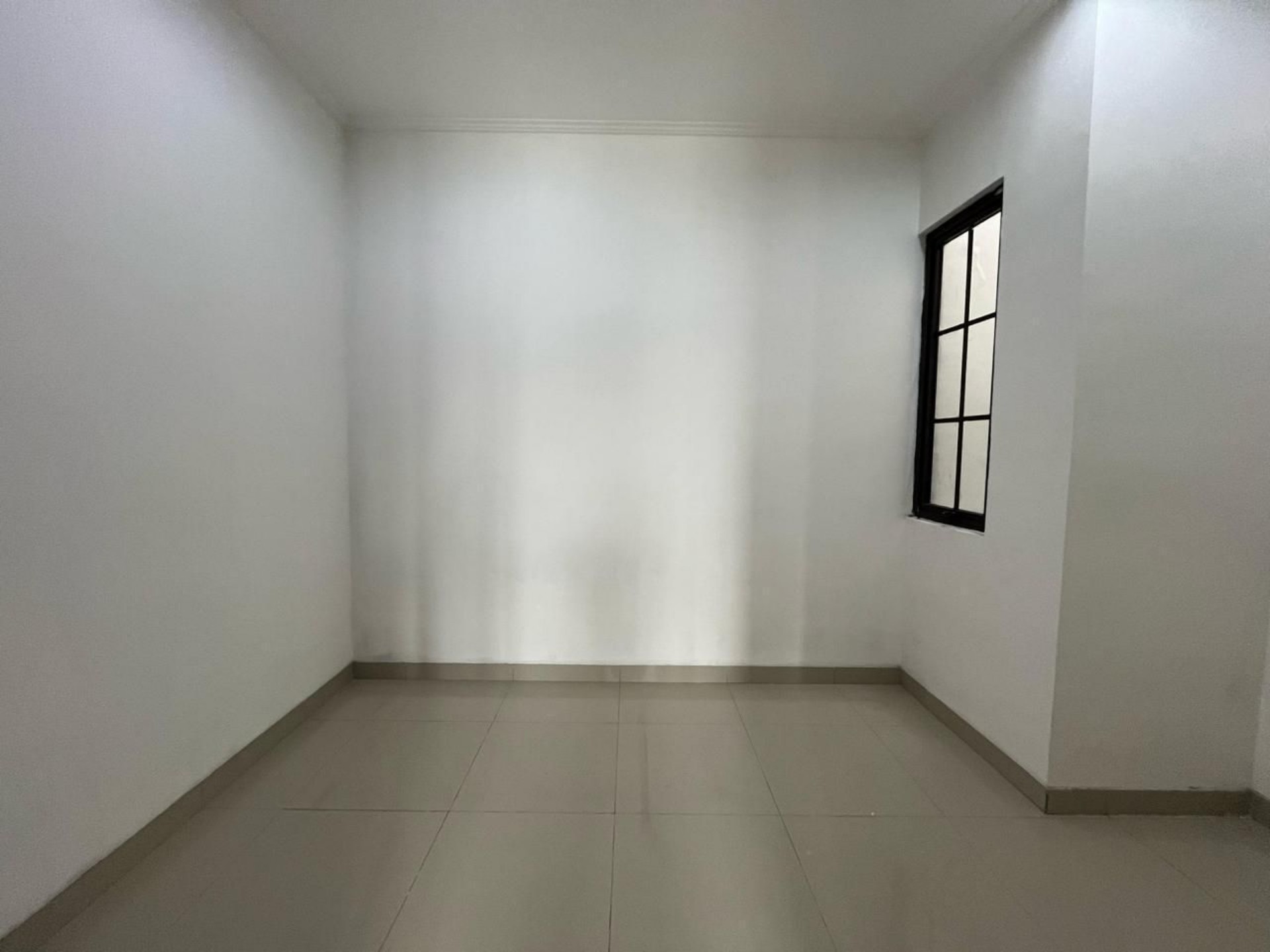 Rumah Dijual di Tangerang, foto 2 dari 8